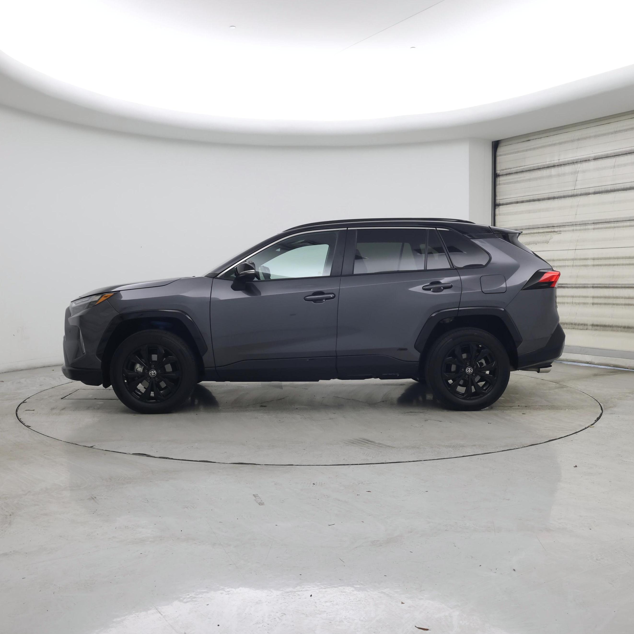 Thumbnail: 2023 Toyota RAV4 - 3