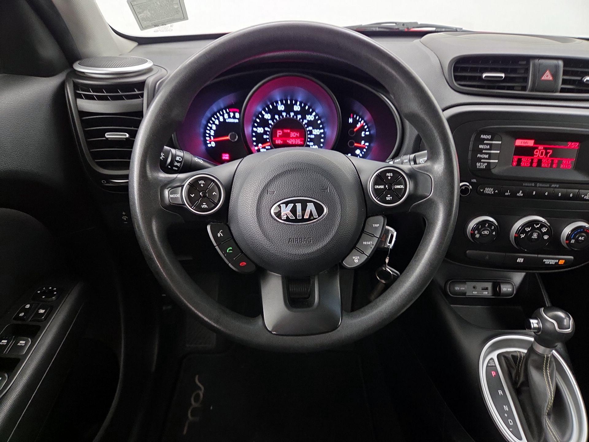 Thumbnail: 2014 Kia Soul - 10