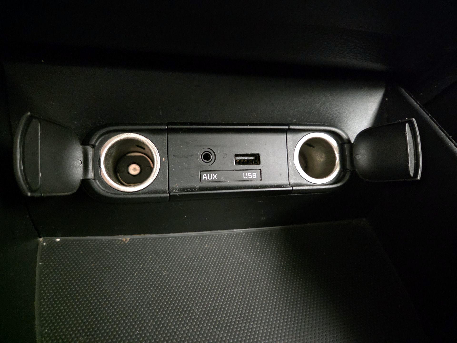 Thumbnail: 2014 Kia Soul - 17
