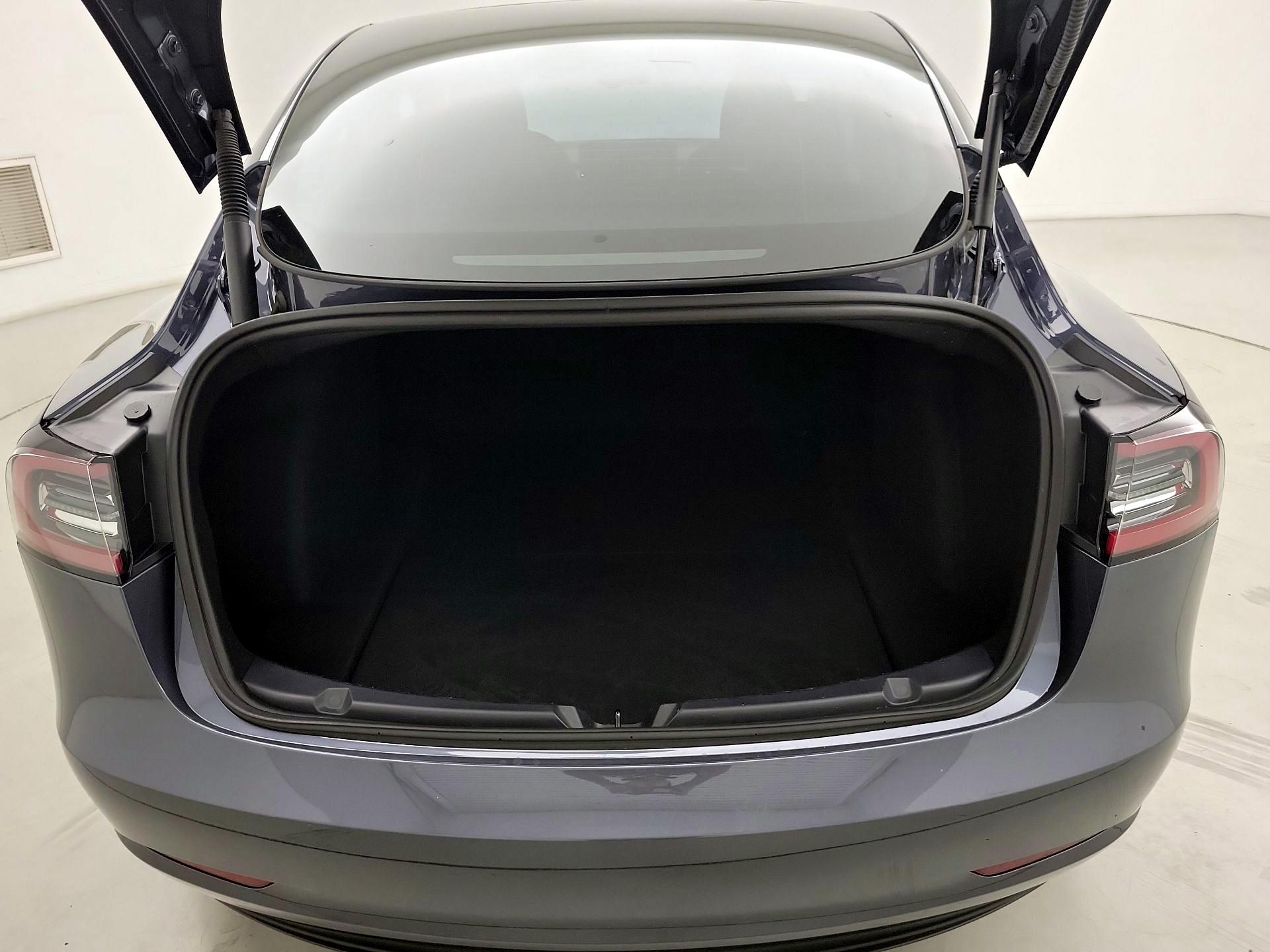 Thumbnail: 2023 Tesla Model 3 - 18