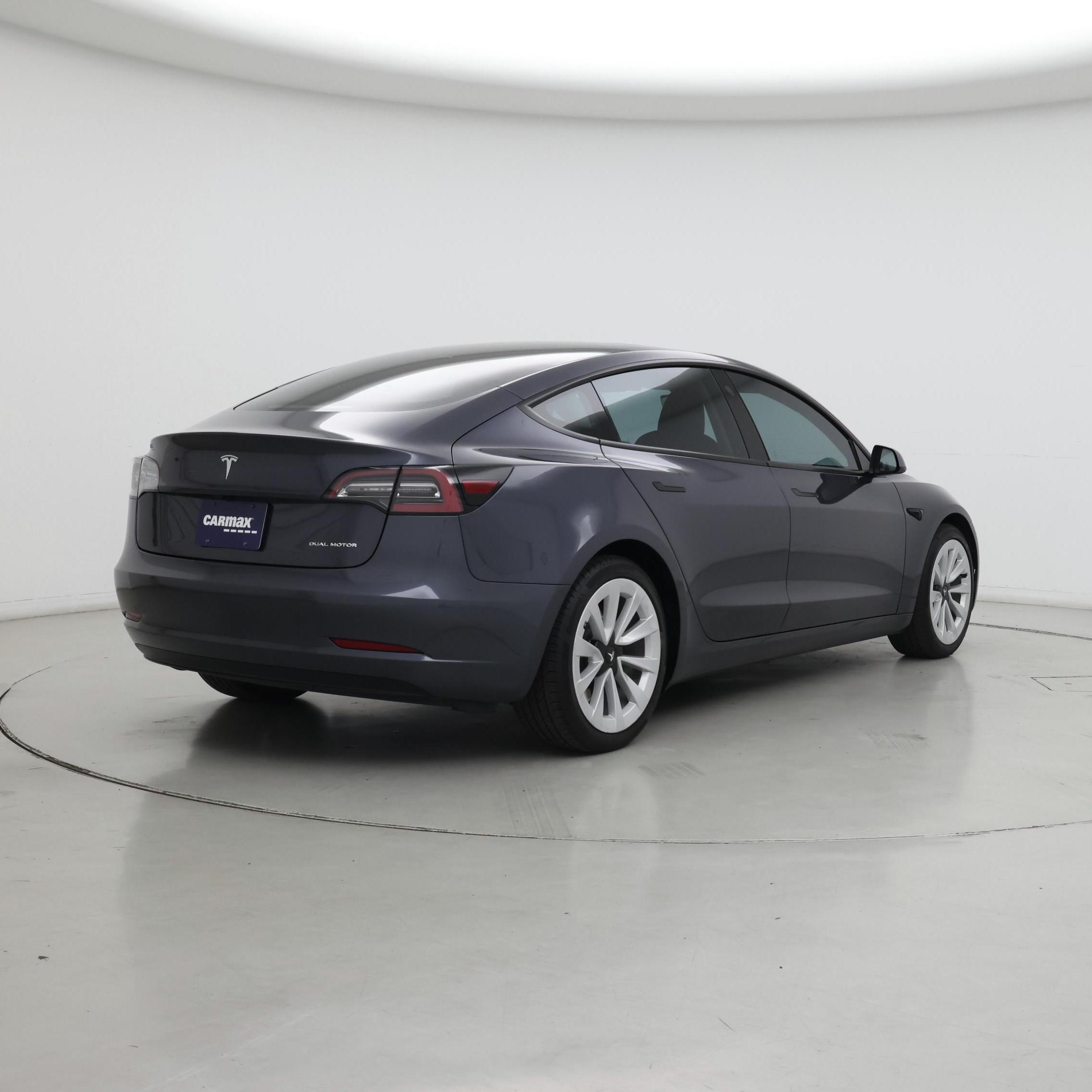 Thumbnail: 2023 Tesla Model 3 - 8