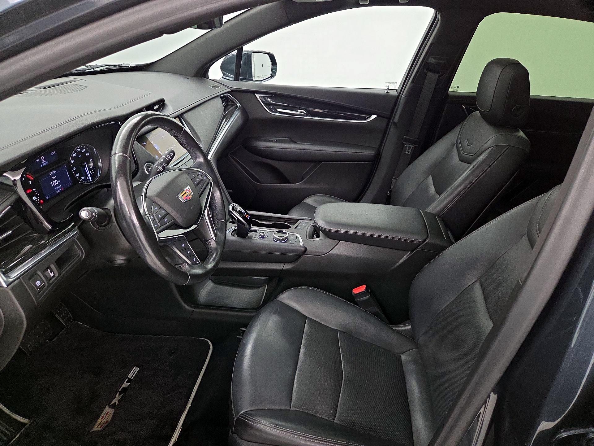 Thumbnail: 2020 Cadillac XT5 - 11
