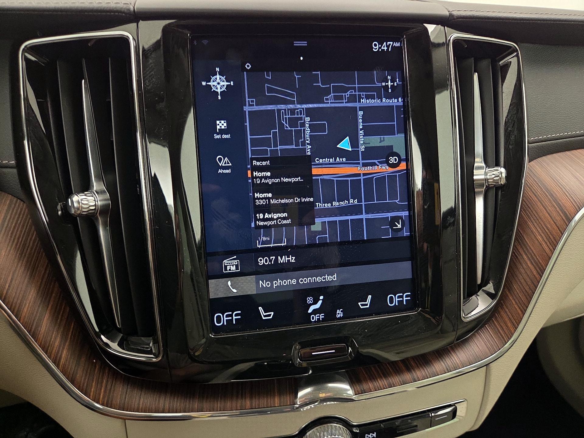 Thumbnail: 2019 Volvo XC60 - 14