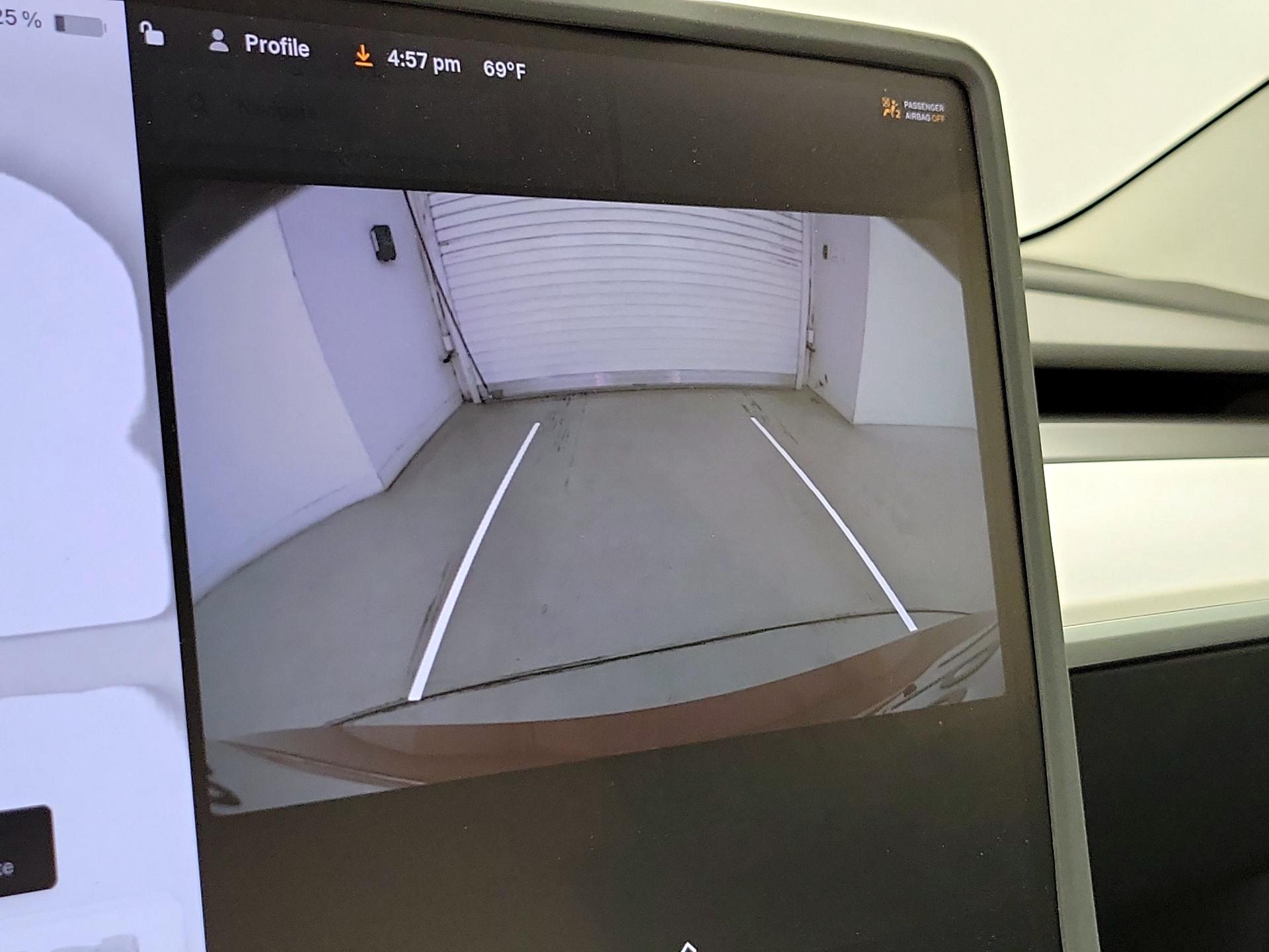 Thumbnail: 2023 Tesla Model 3 - 14
