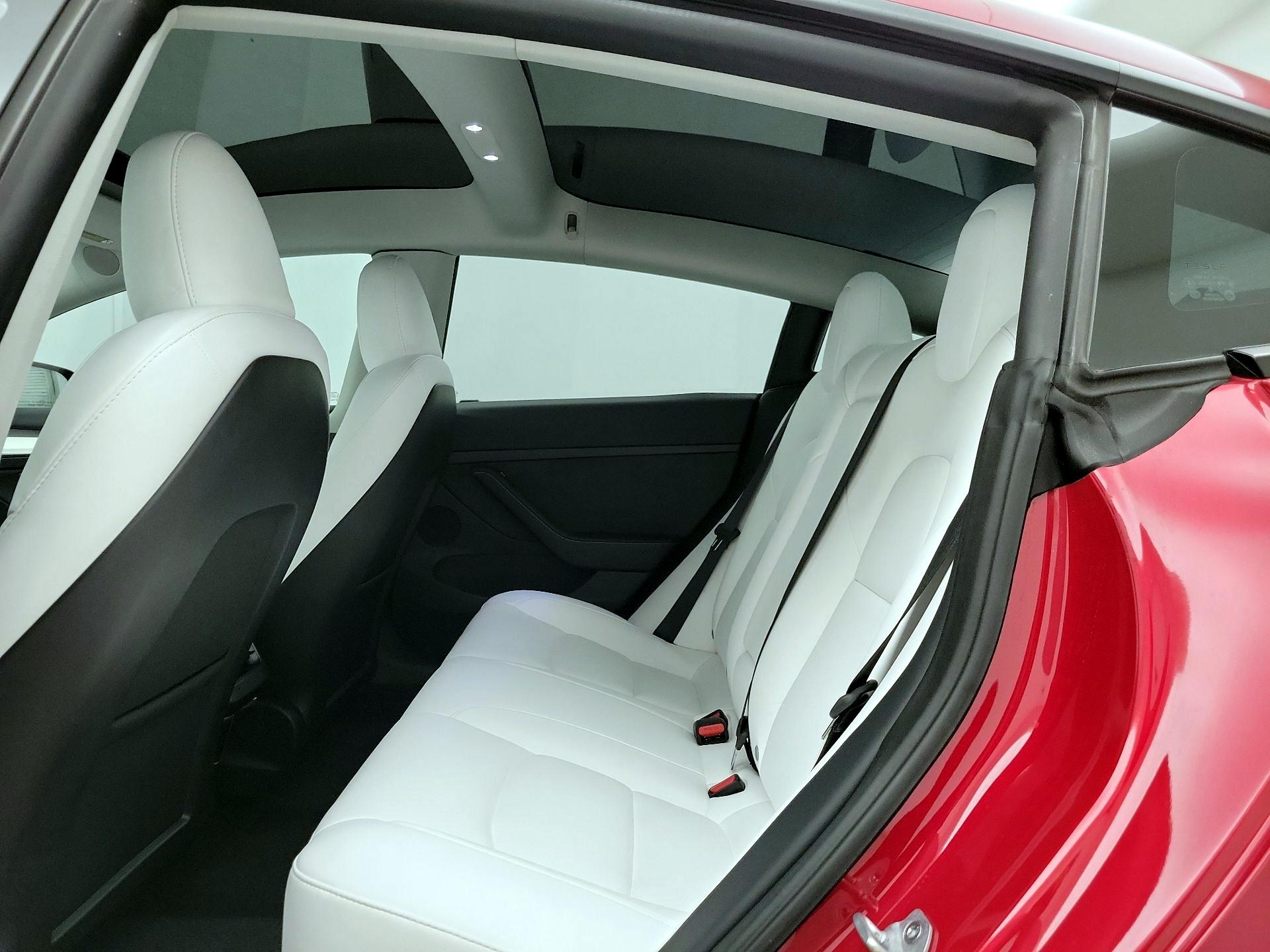 Thumbnail: 2023 Tesla Model 3 - 20