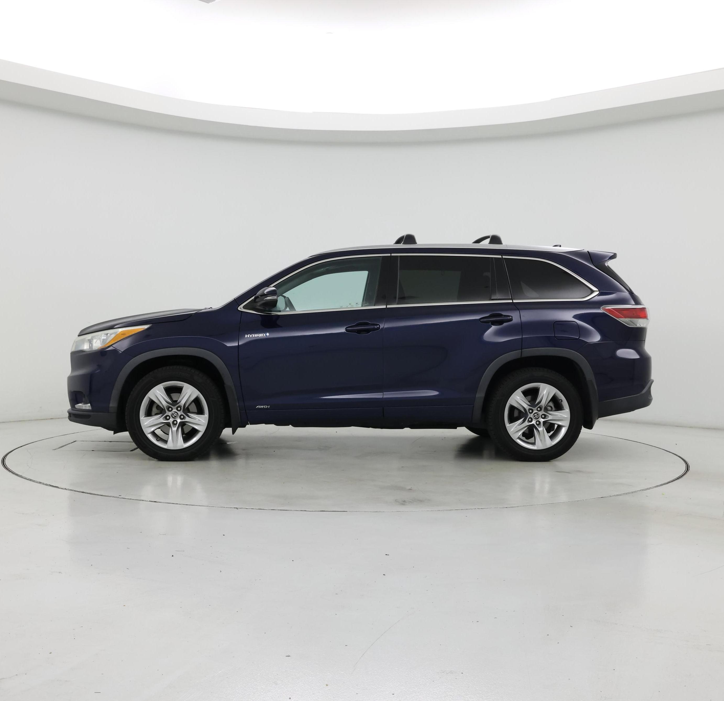 Thumbnail: 2016 Toyota Highlander - 3