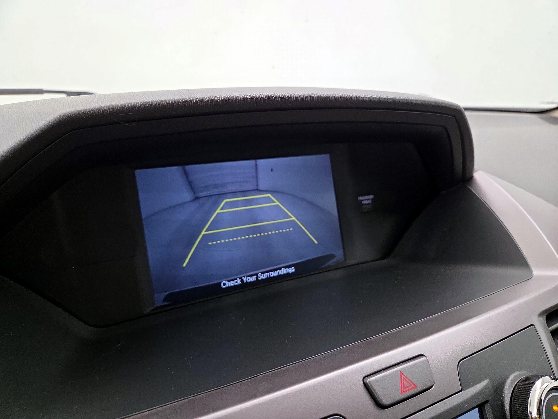 Thumbnail: 2017 Honda Odyssey - 14