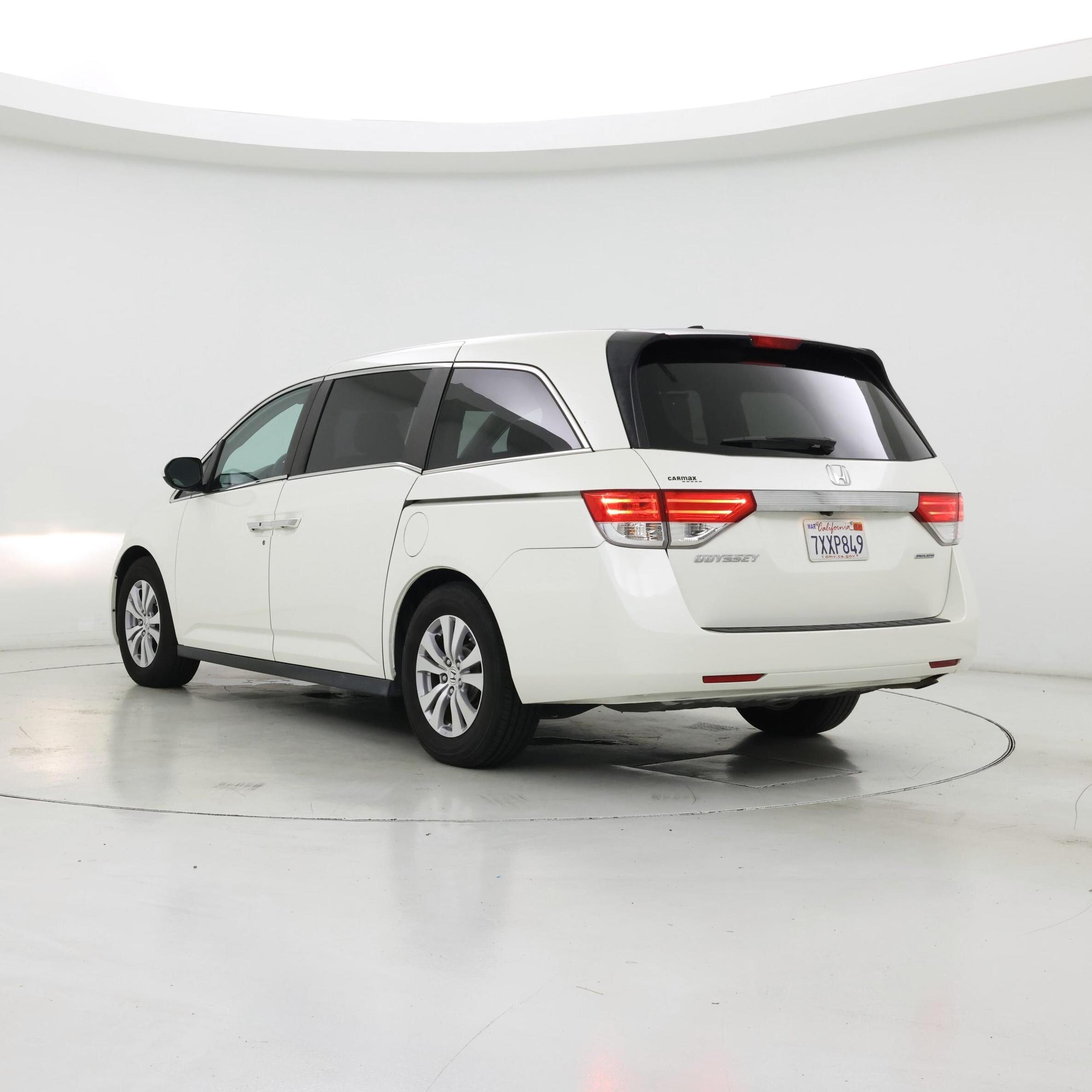 Thumbnail: 2017 Honda Odyssey - 2
