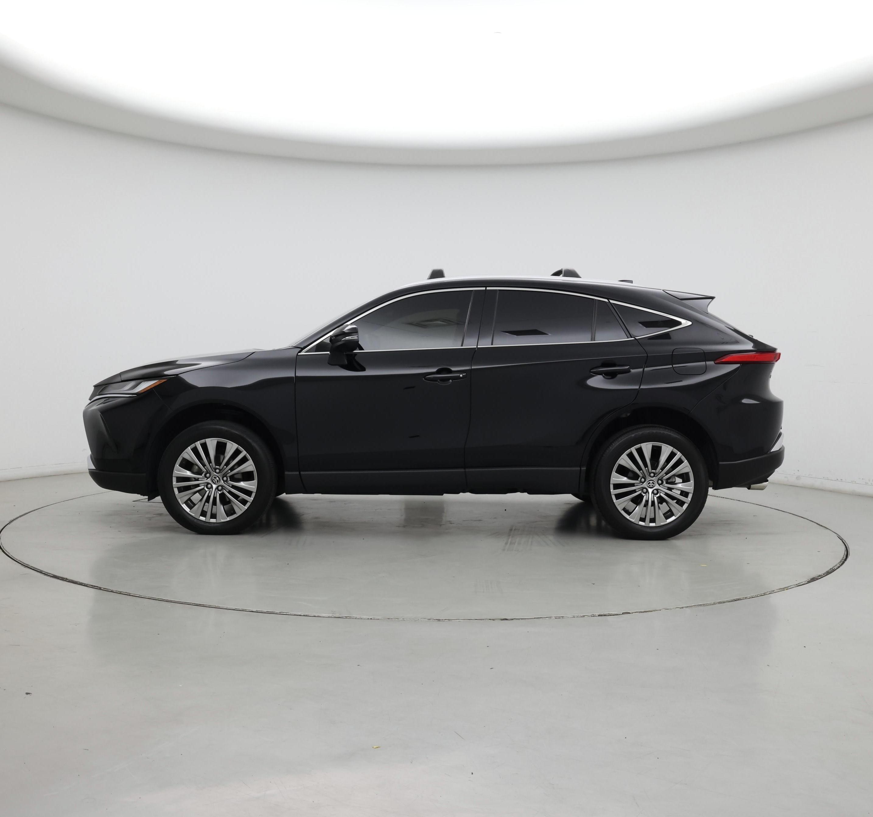 Thumbnail: 2022 Toyota Venza - 3