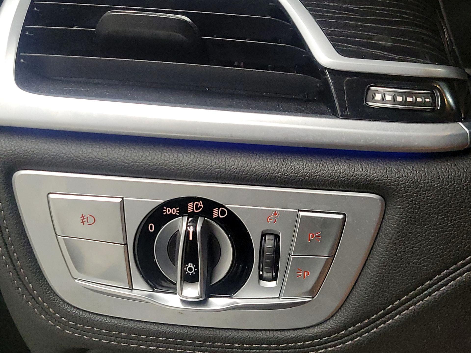 Thumbnail: 2019 BMW 7 Series - 13