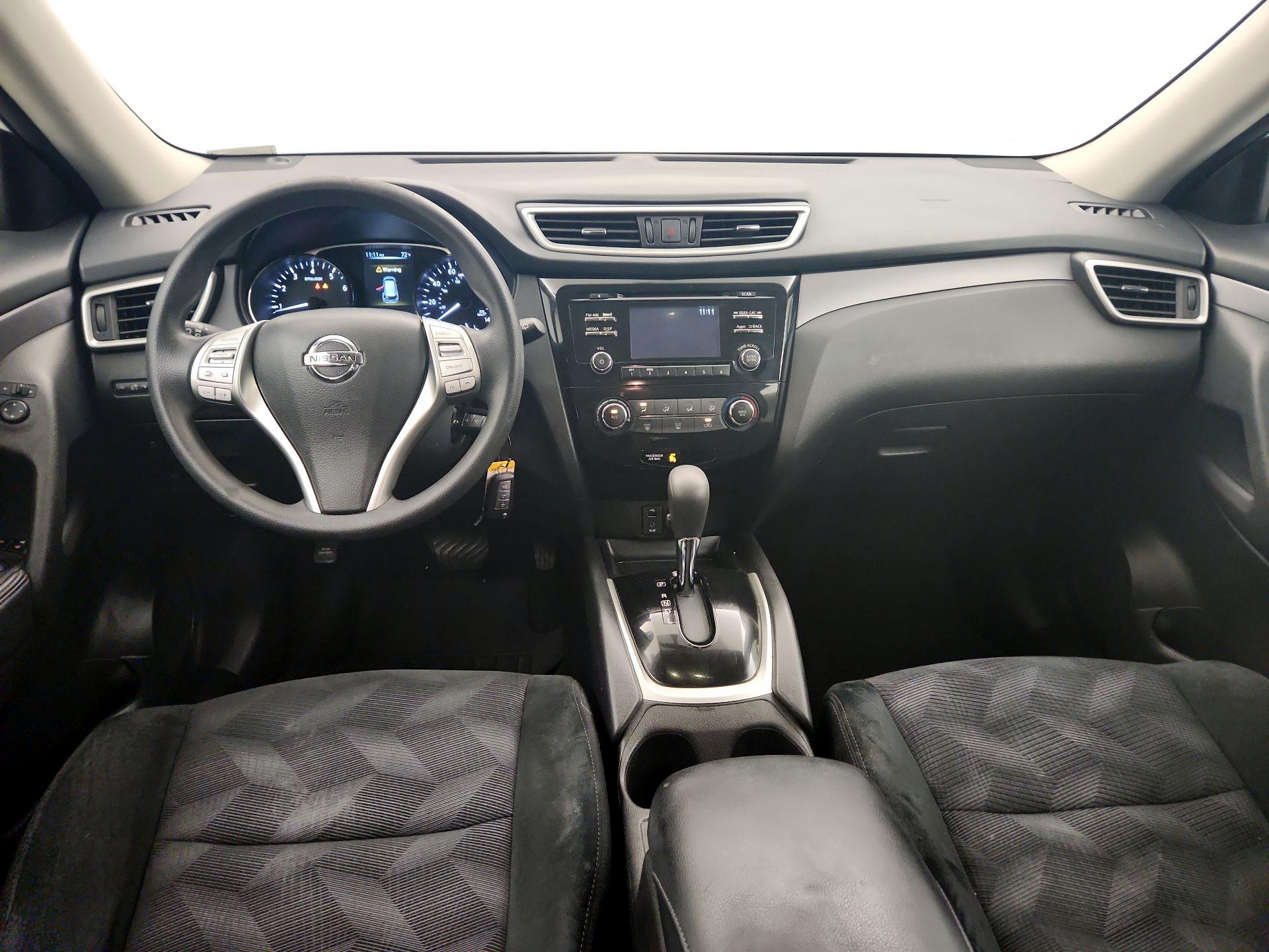 Thumbnail: 2016 Nissan Rogue - 9