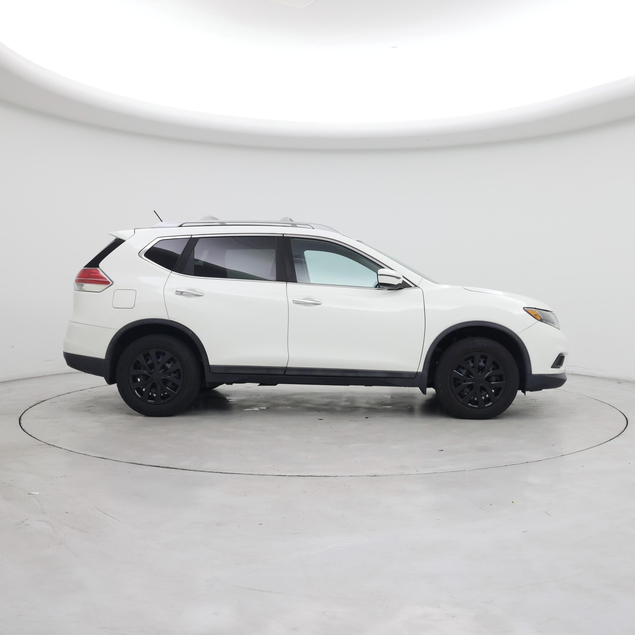 Thumbnail: 2016 Nissan Rogue - 7