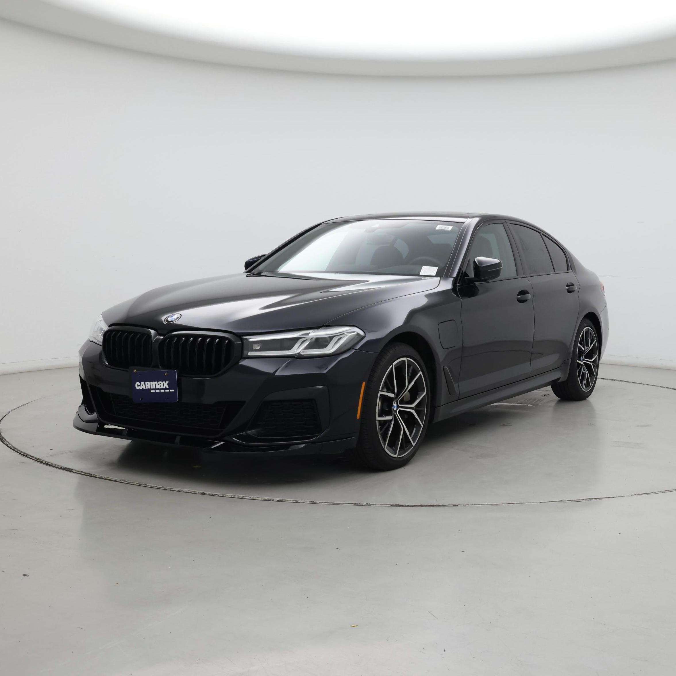 Thumbnail: 2021 BMW 5 Series - 4