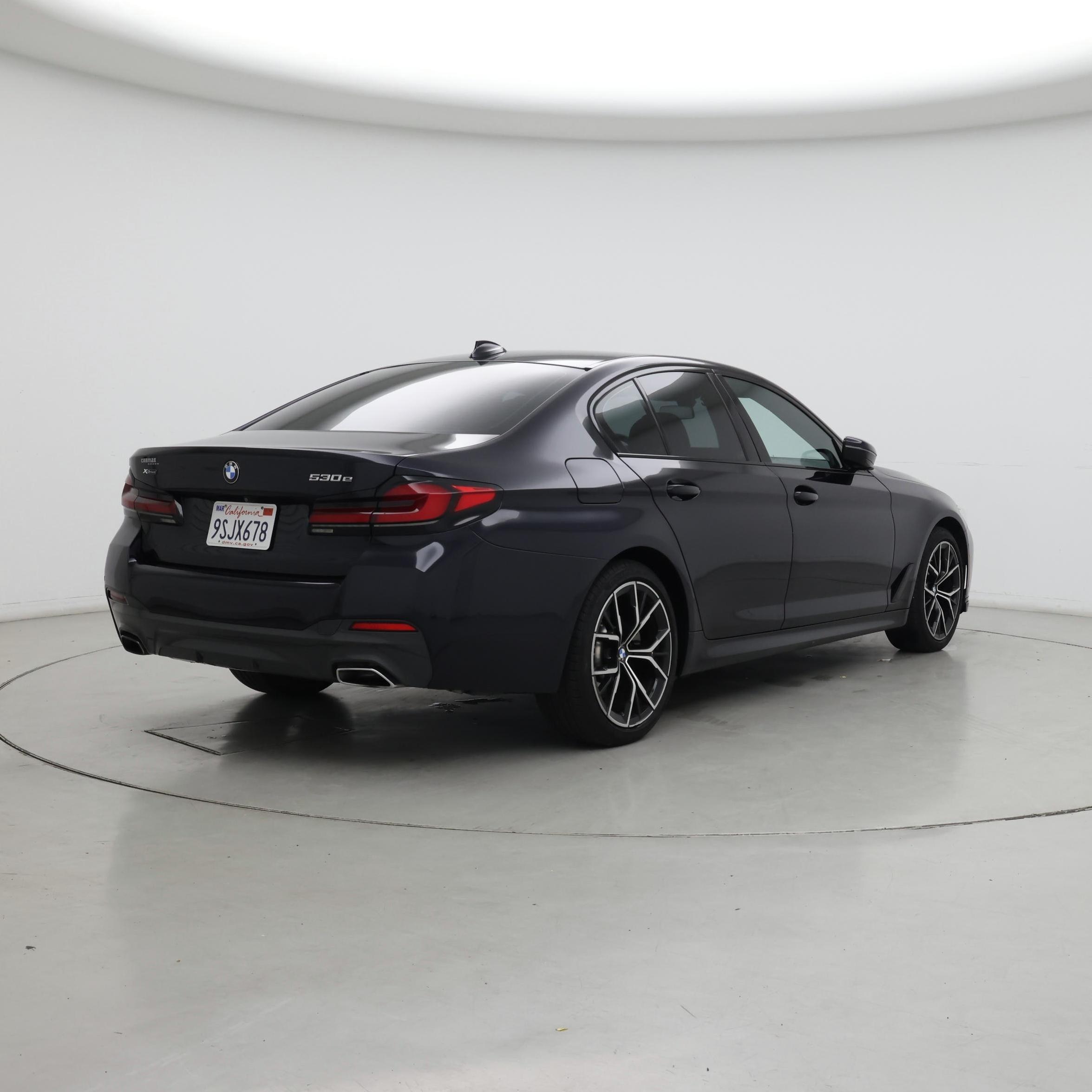 Thumbnail: 2021 BMW 5 Series - 8