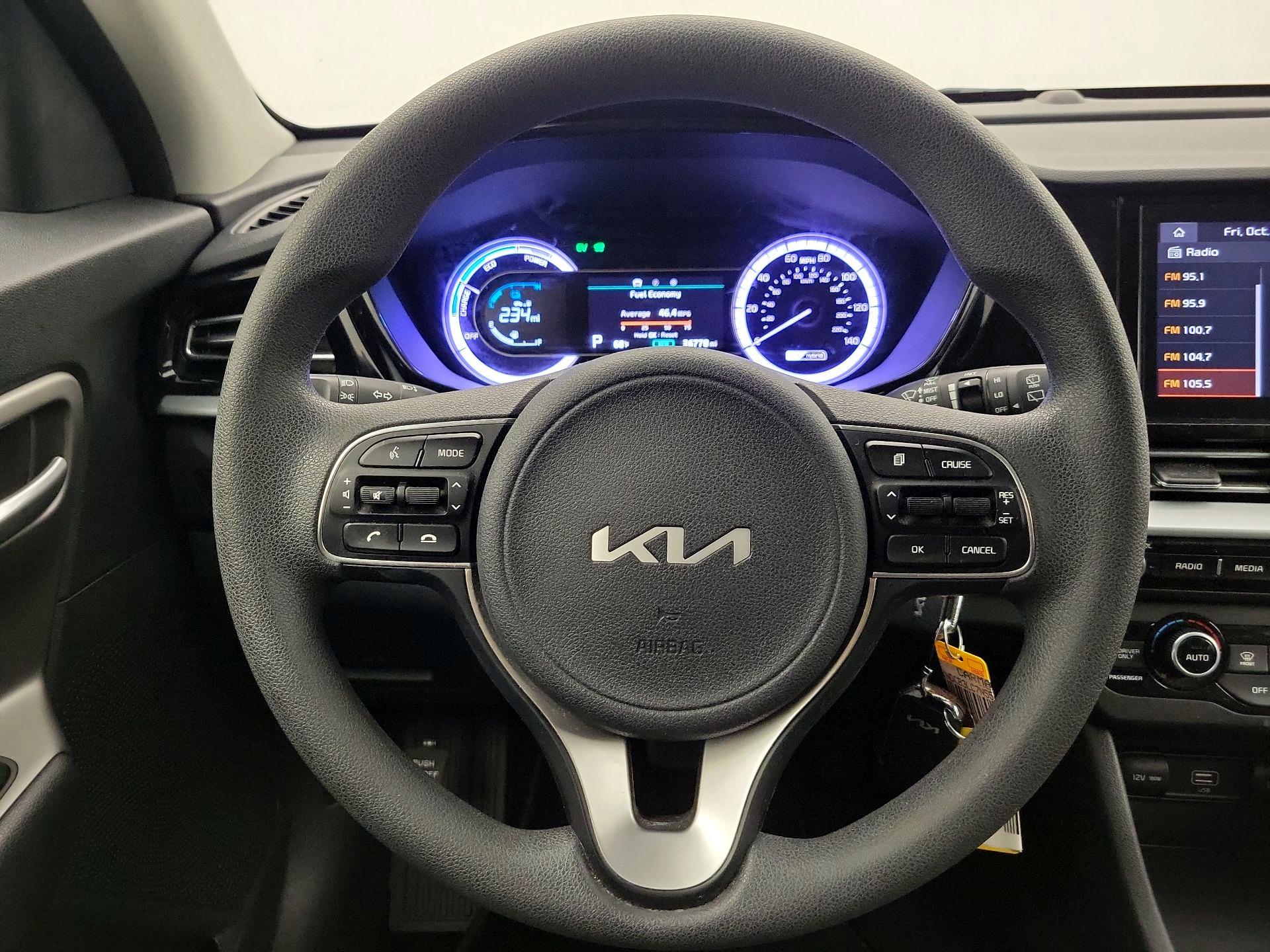 Thumbnail: 2022 Kia Niro - 10