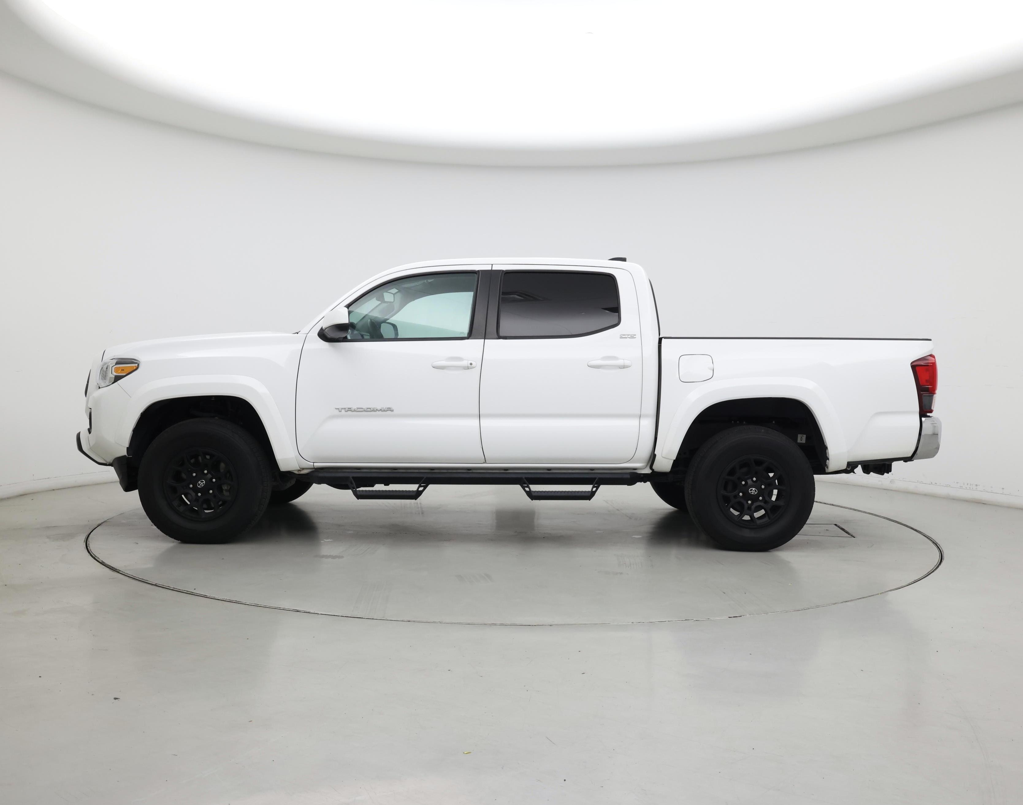Thumbnail: 2022 Toyota Tacoma - 3