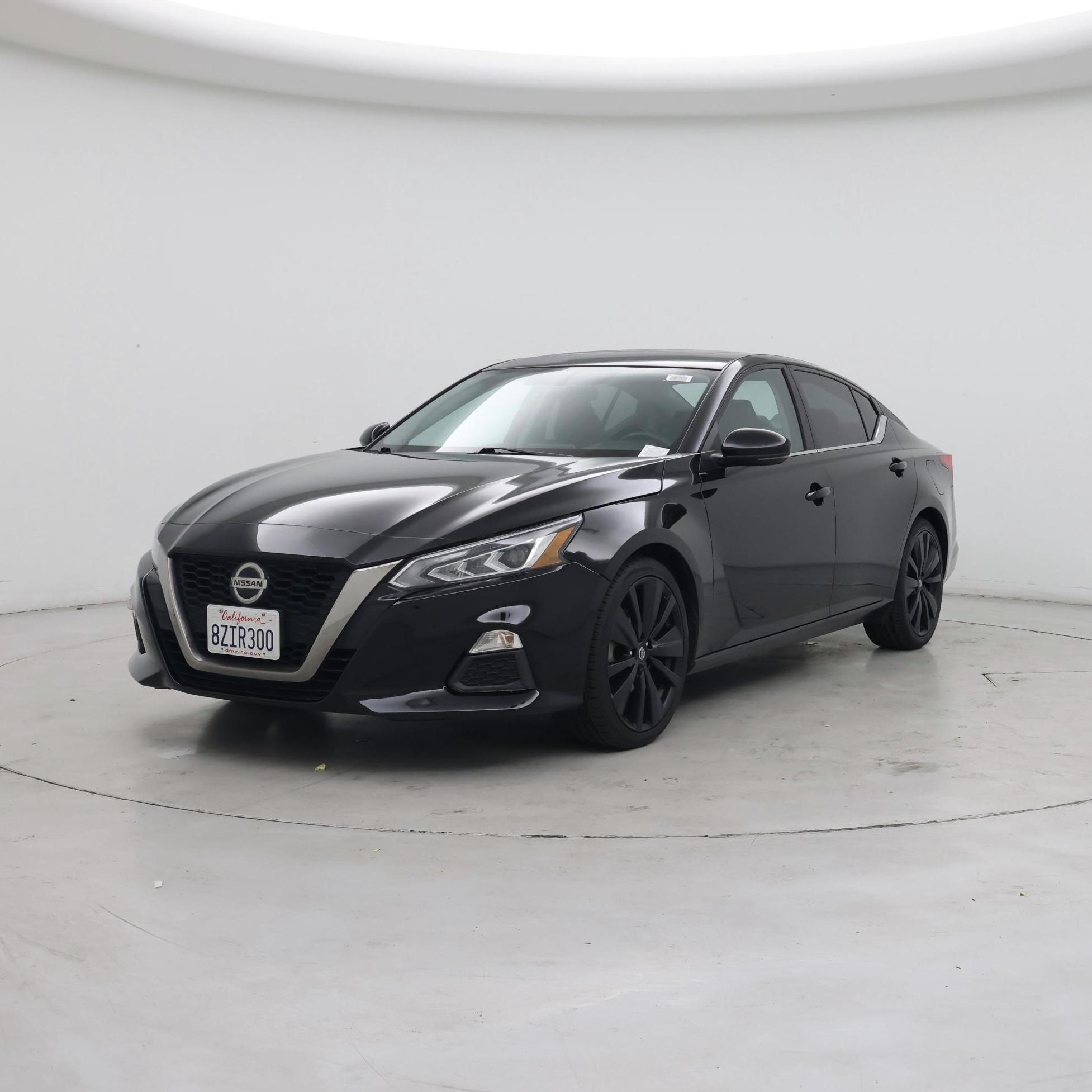 Thumbnail: 2019 Nissan Altima - 4