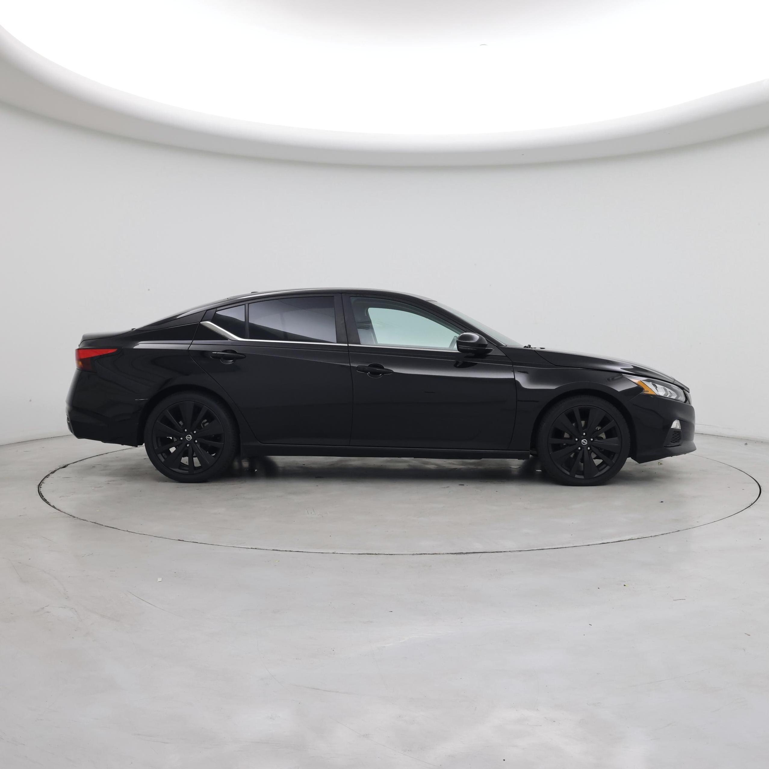 Thumbnail: 2019 Nissan Altima - 7