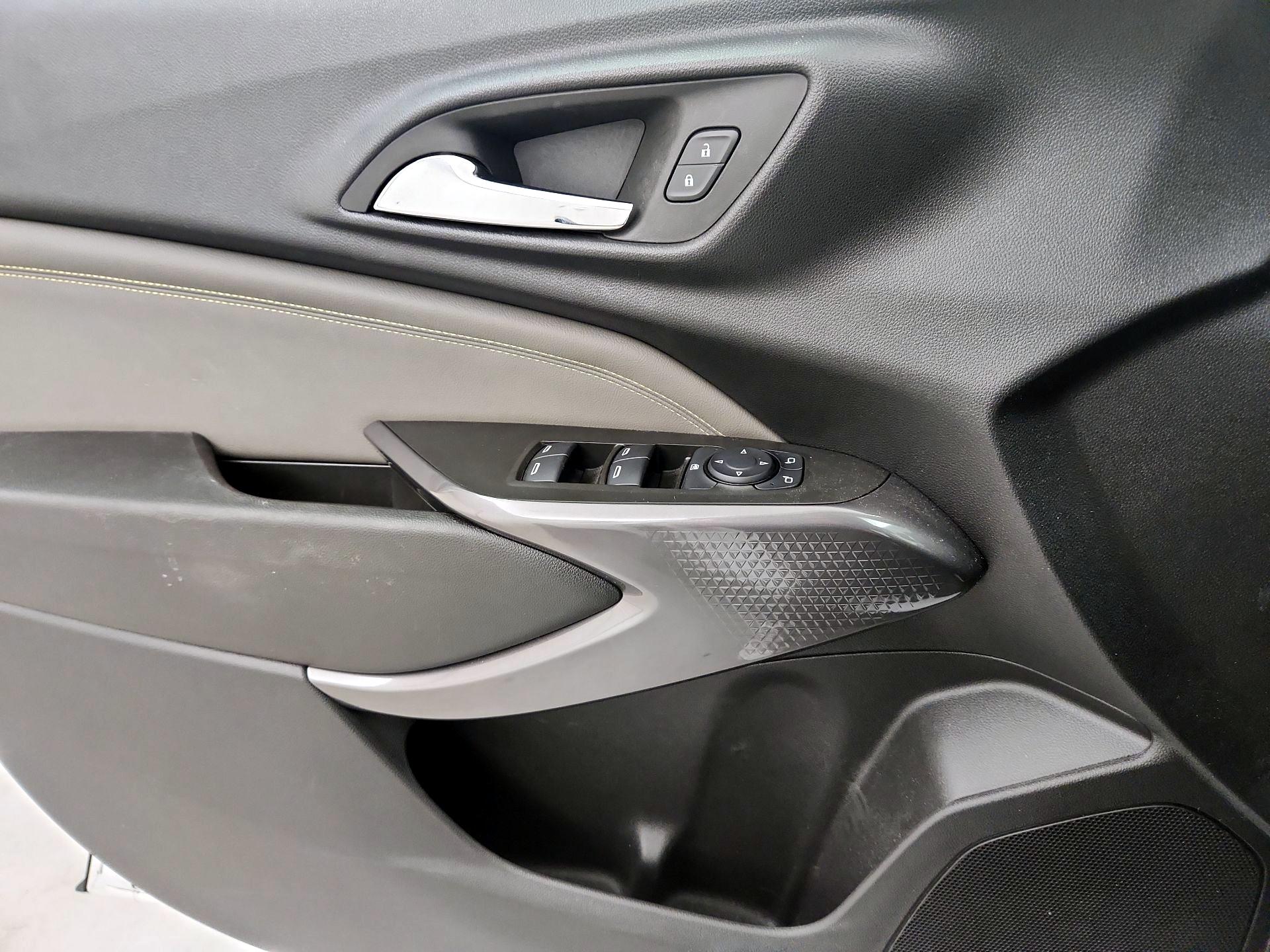 Thumbnail: 2024 Chevrolet Trax - 12