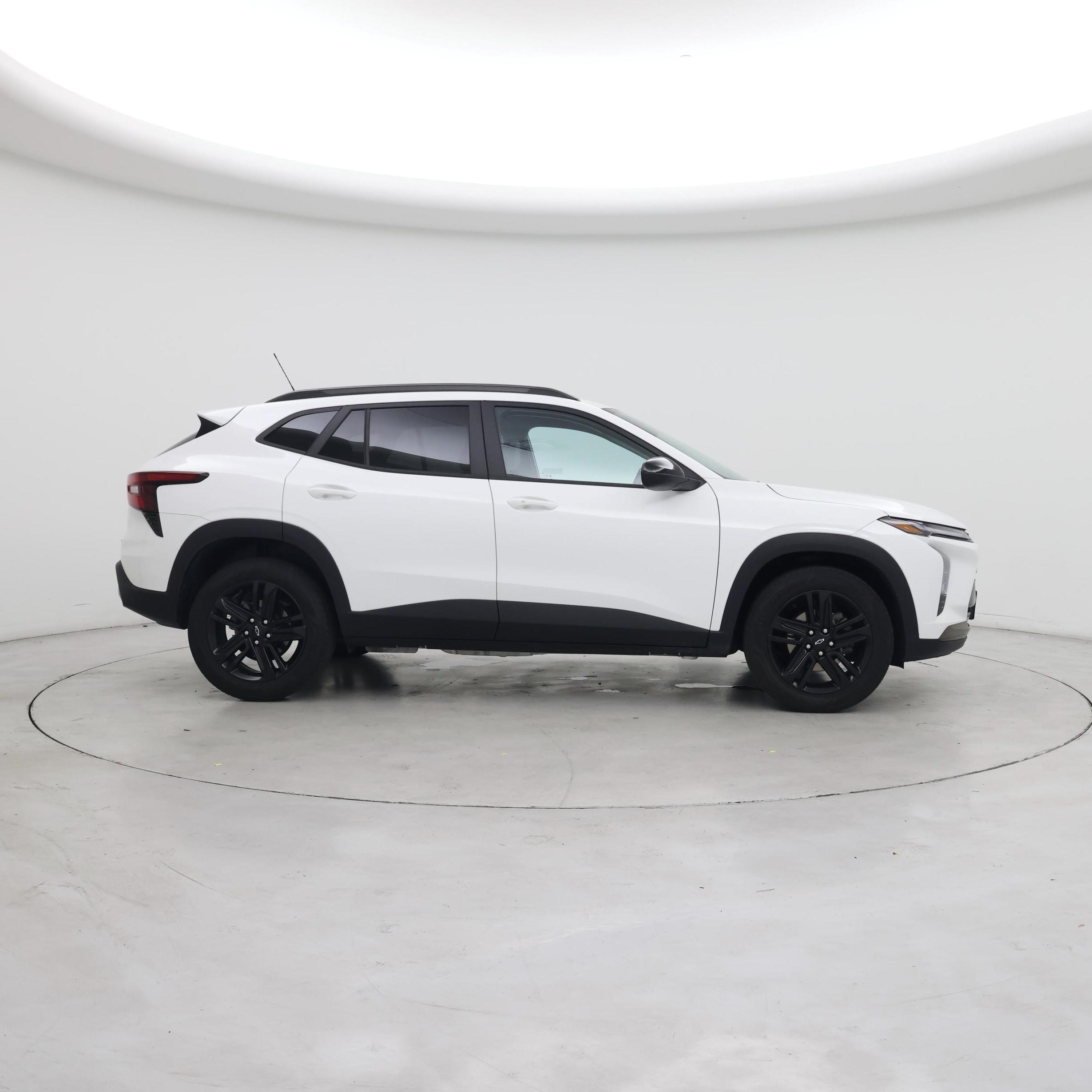 Thumbnail: 2024 Chevrolet Trax - 7
