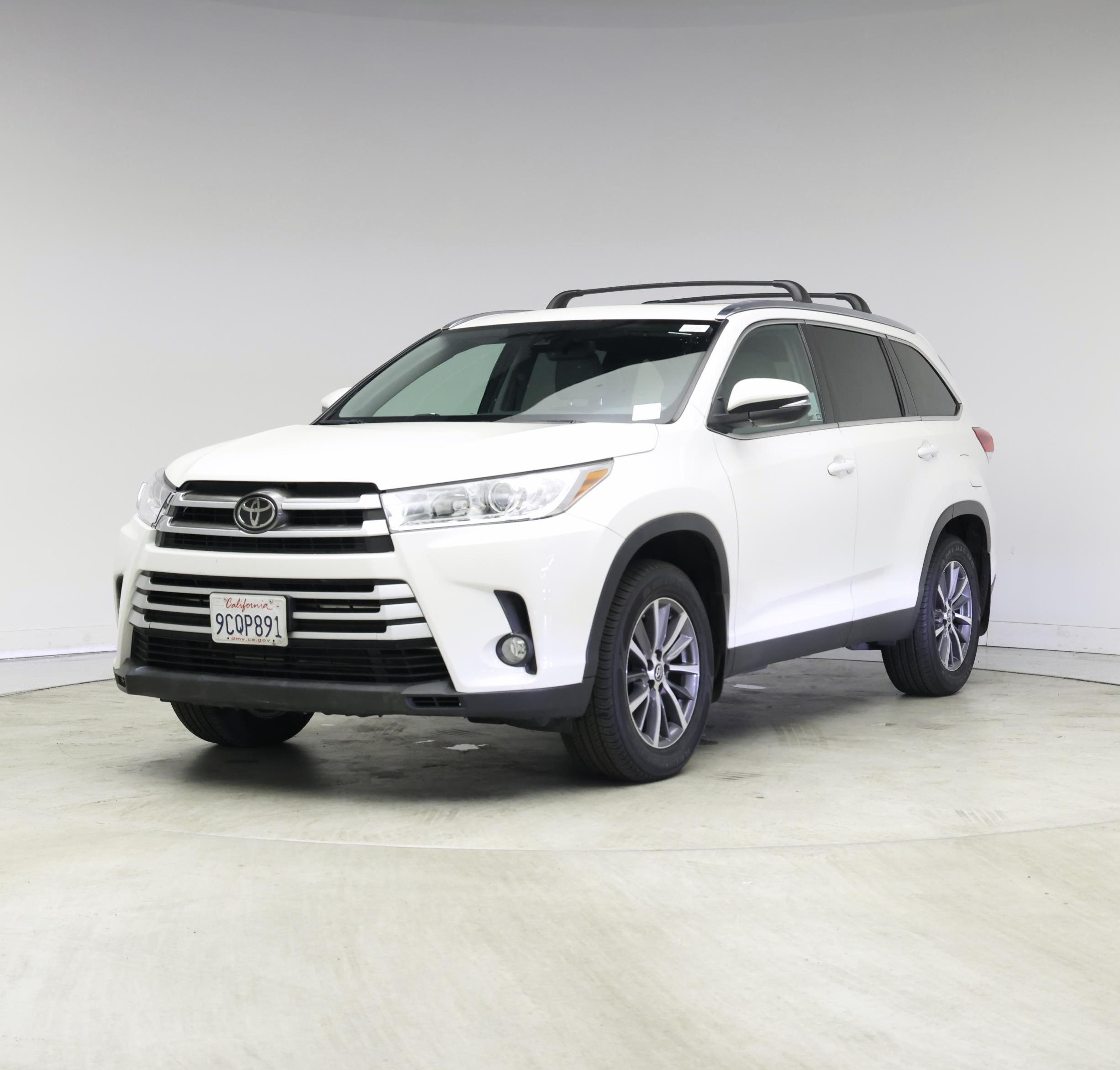 Thumbnail: 2019 Toyota Highlander - 4