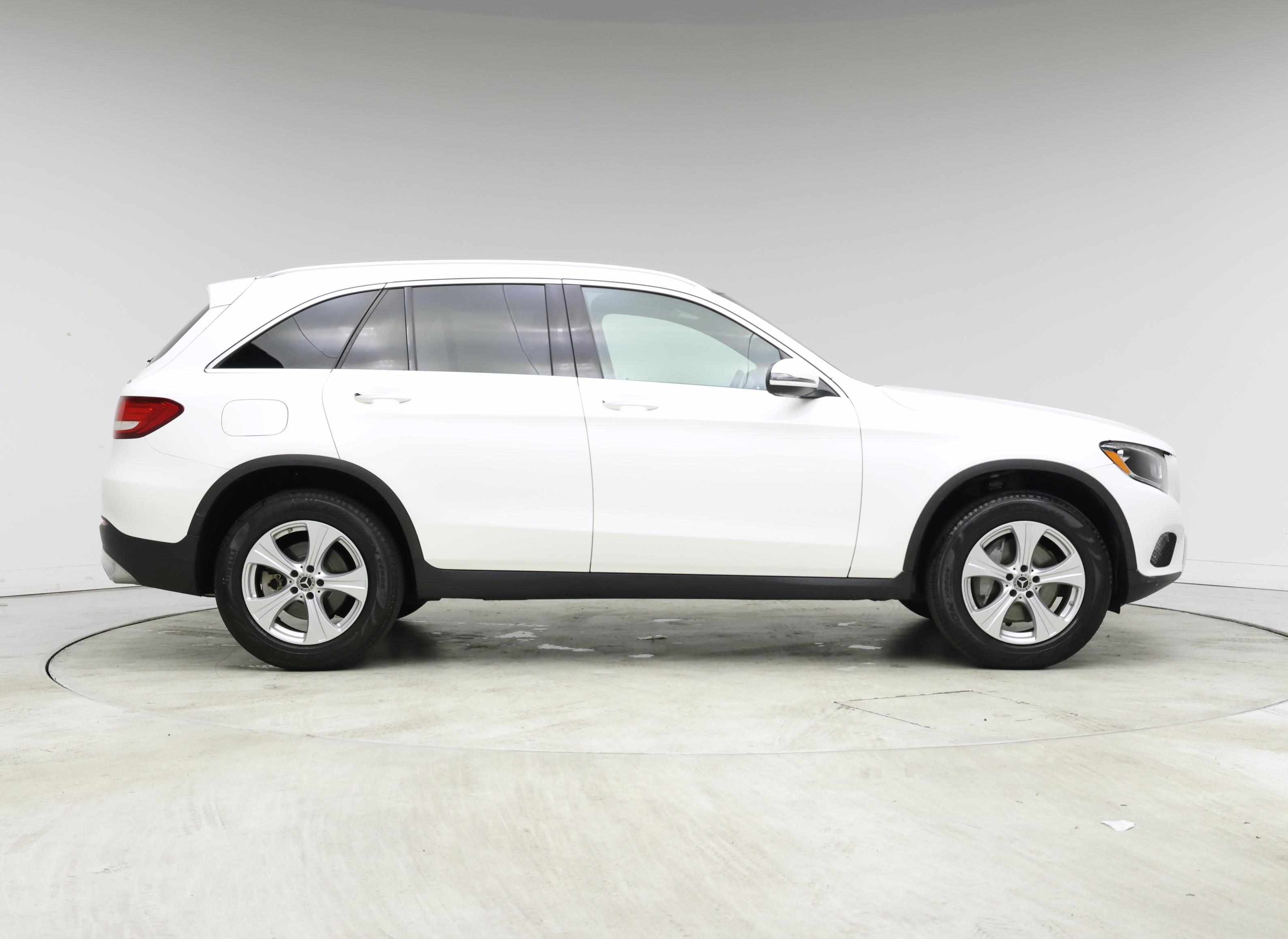 Thumbnail: 2018 Mercedes-Benz GLC - 7
