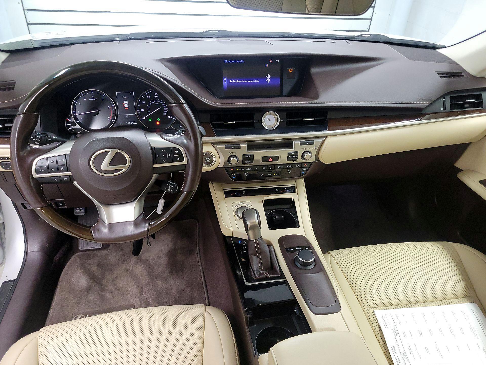 Thumbnail: 2016 Lexus ES - 9