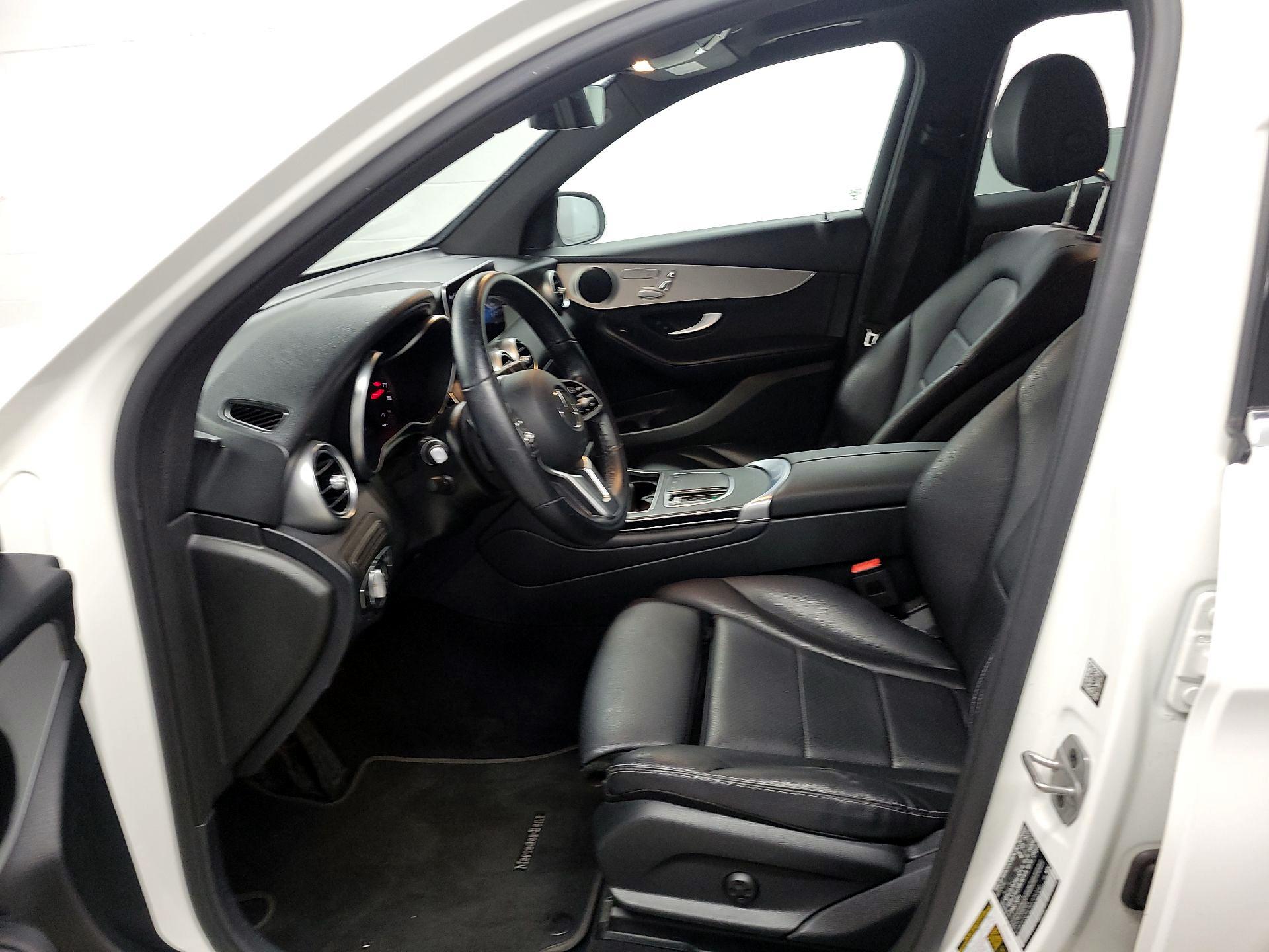 Thumbnail: 2022 Mercedes-Benz GLC - 11