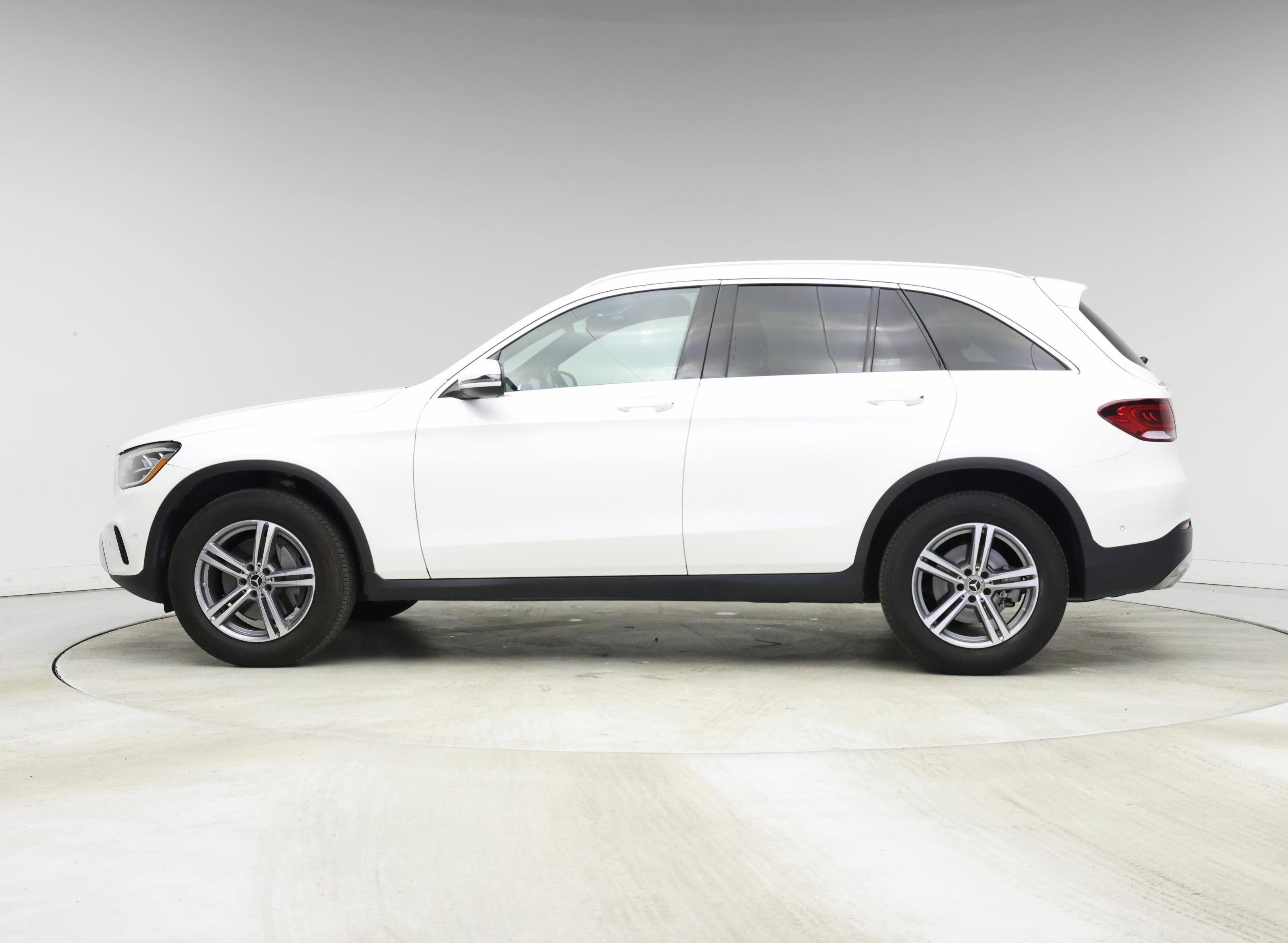 Thumbnail: 2022 Mercedes-Benz GLC - 3