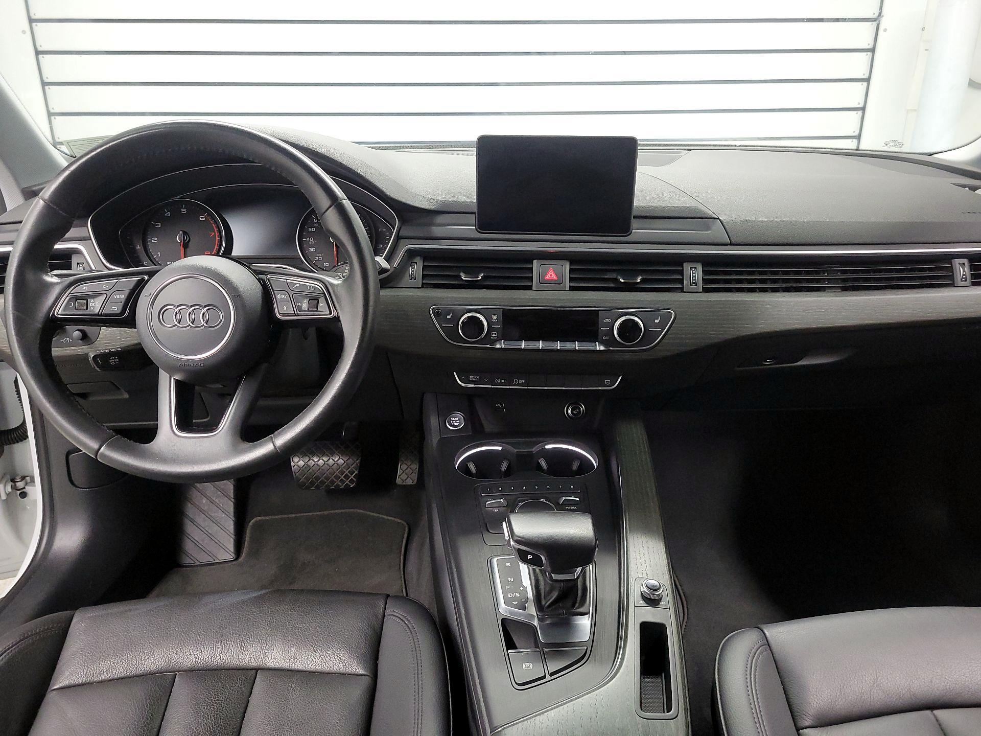Thumbnail: 2019 Audi A4 - 9
