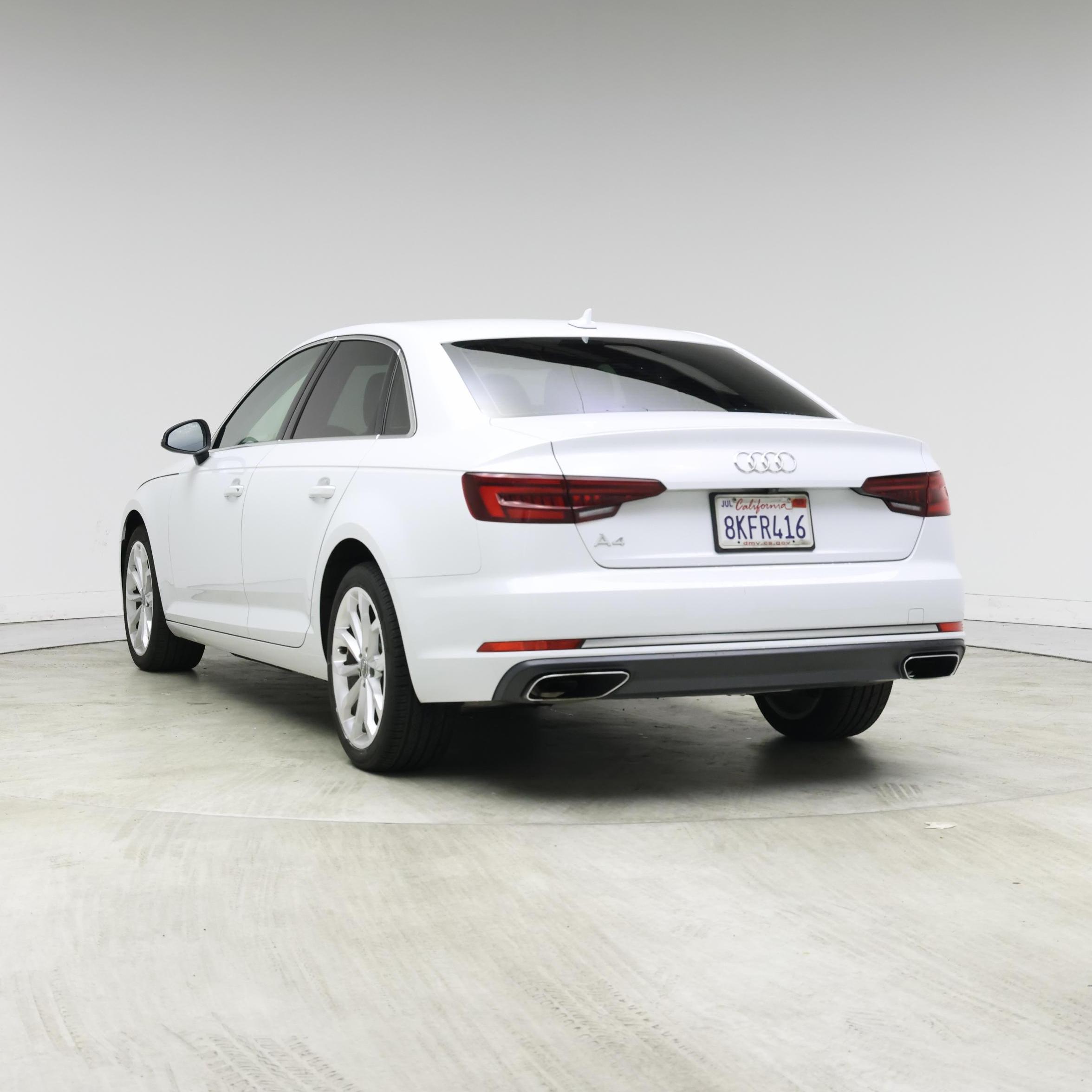 Thumbnail: 2019 Audi A4 - 2