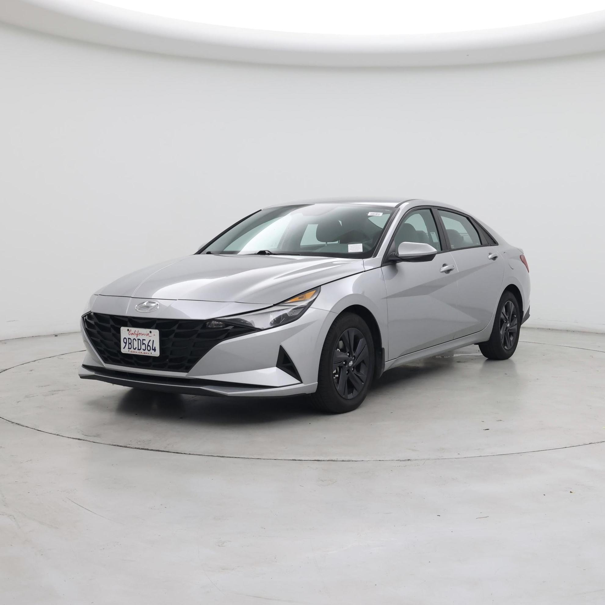 Thumbnail: 2022 Hyundai Elantra - 4