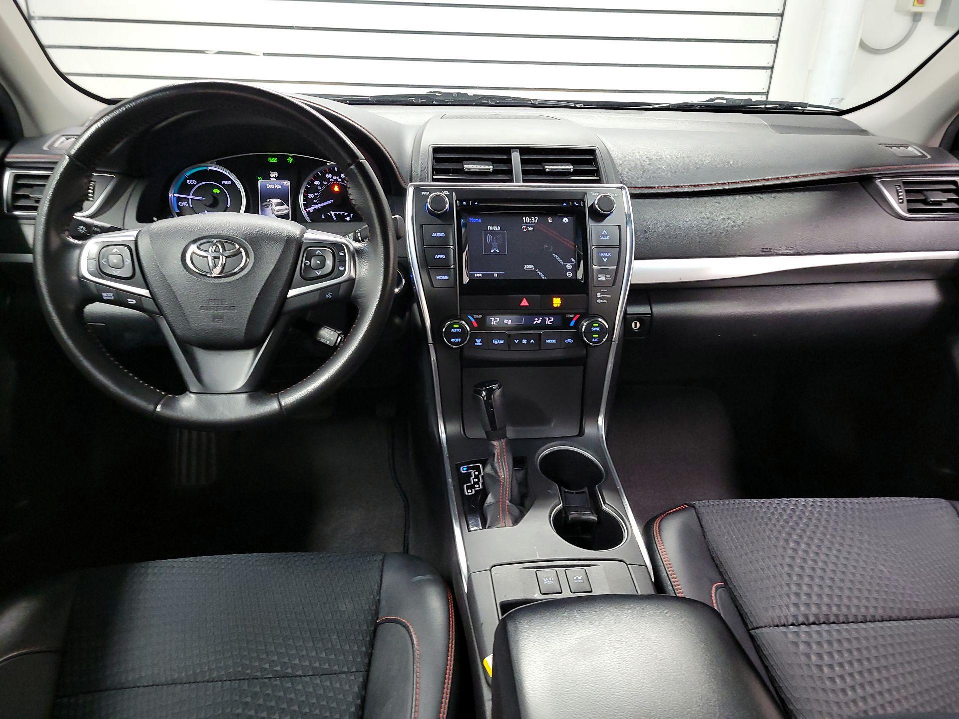 Thumbnail: 2015 Toyota Camry - 9