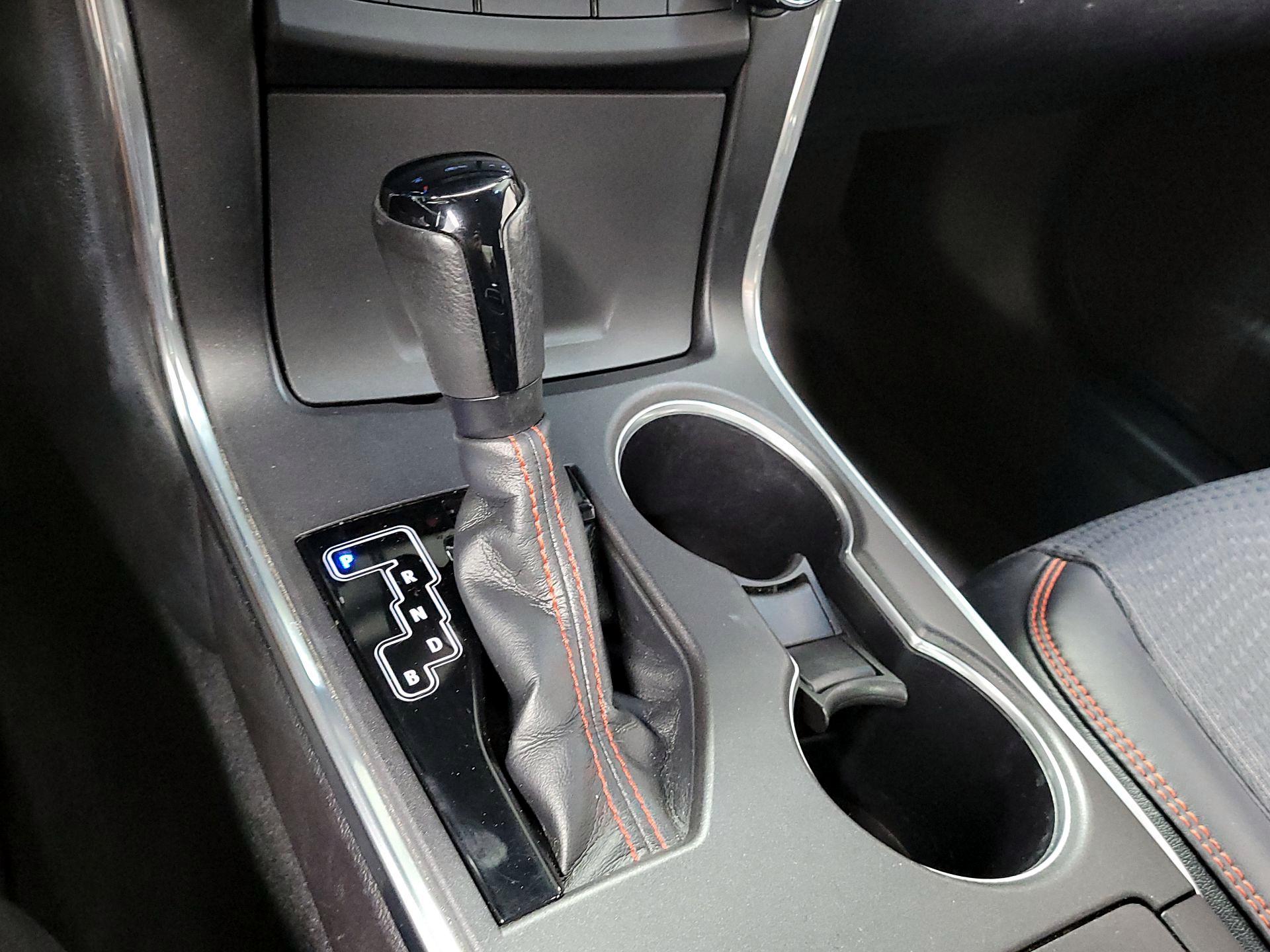 Thumbnail: 2015 Toyota Camry - 17