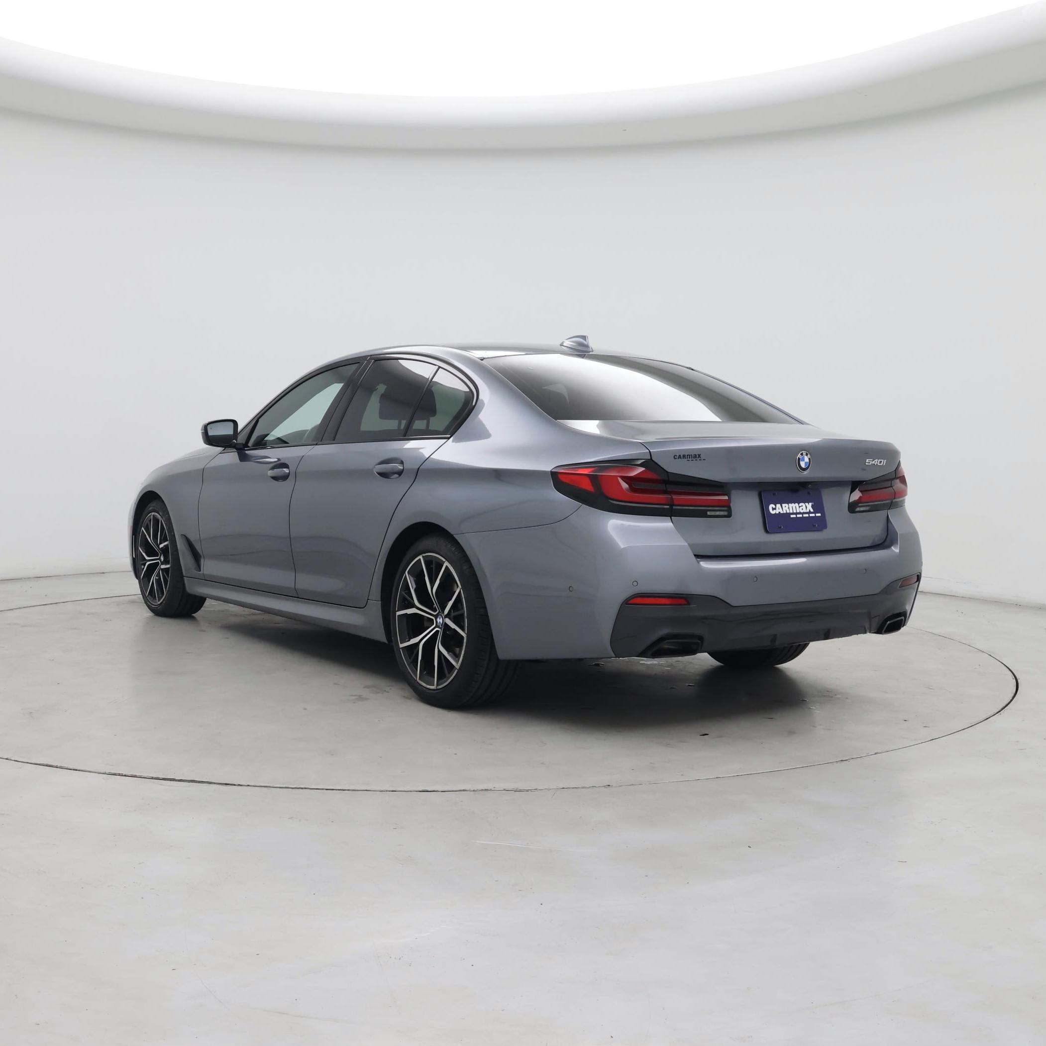 Thumbnail: 2022 BMW 5 Series - 2