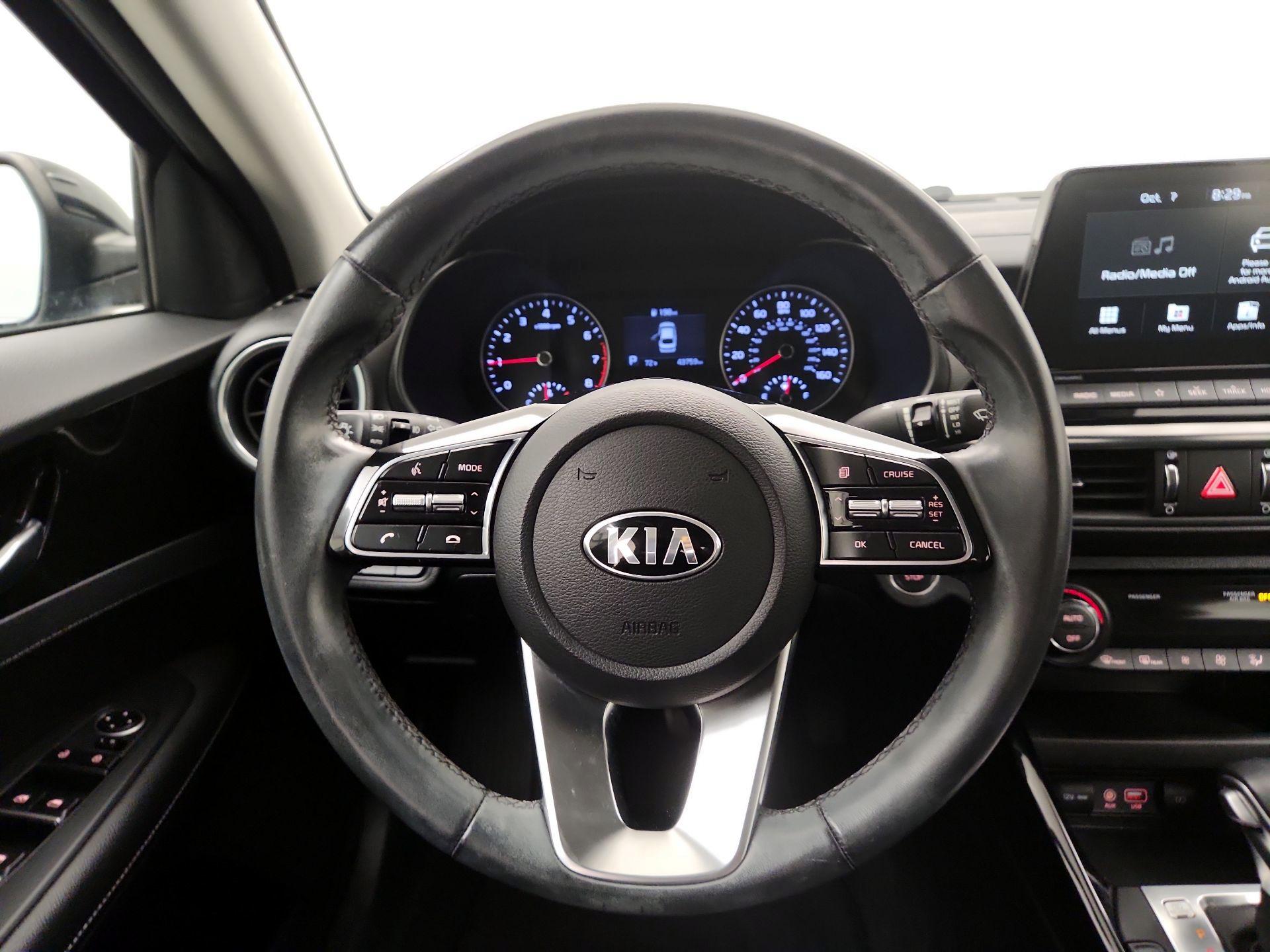 Thumbnail: 2020 Kia Forte - 10