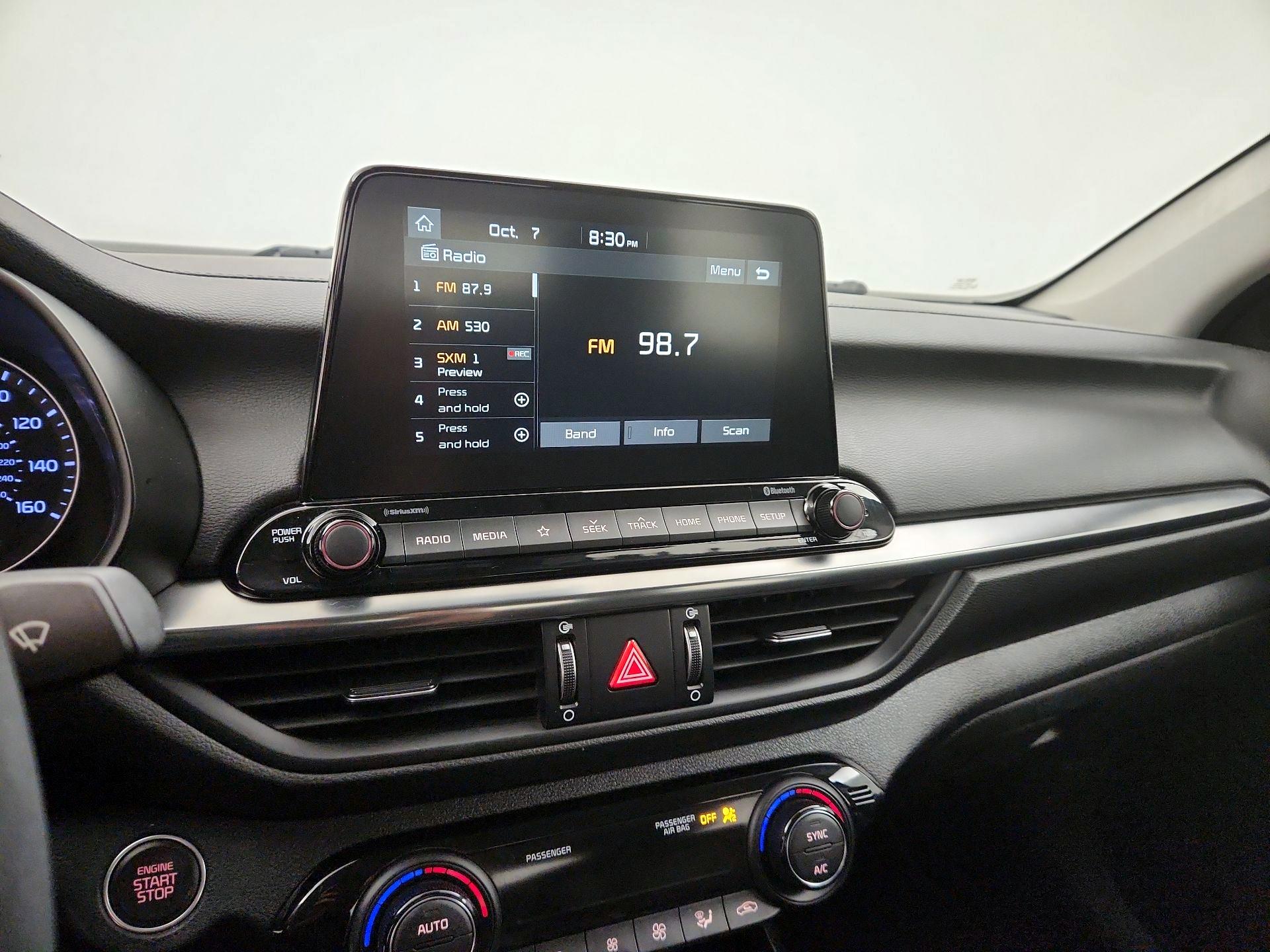 Thumbnail: 2020 Kia Forte - 15