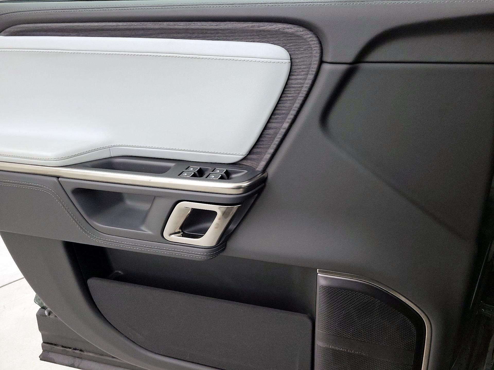 Thumbnail: 2022 Rivian R1T - 12