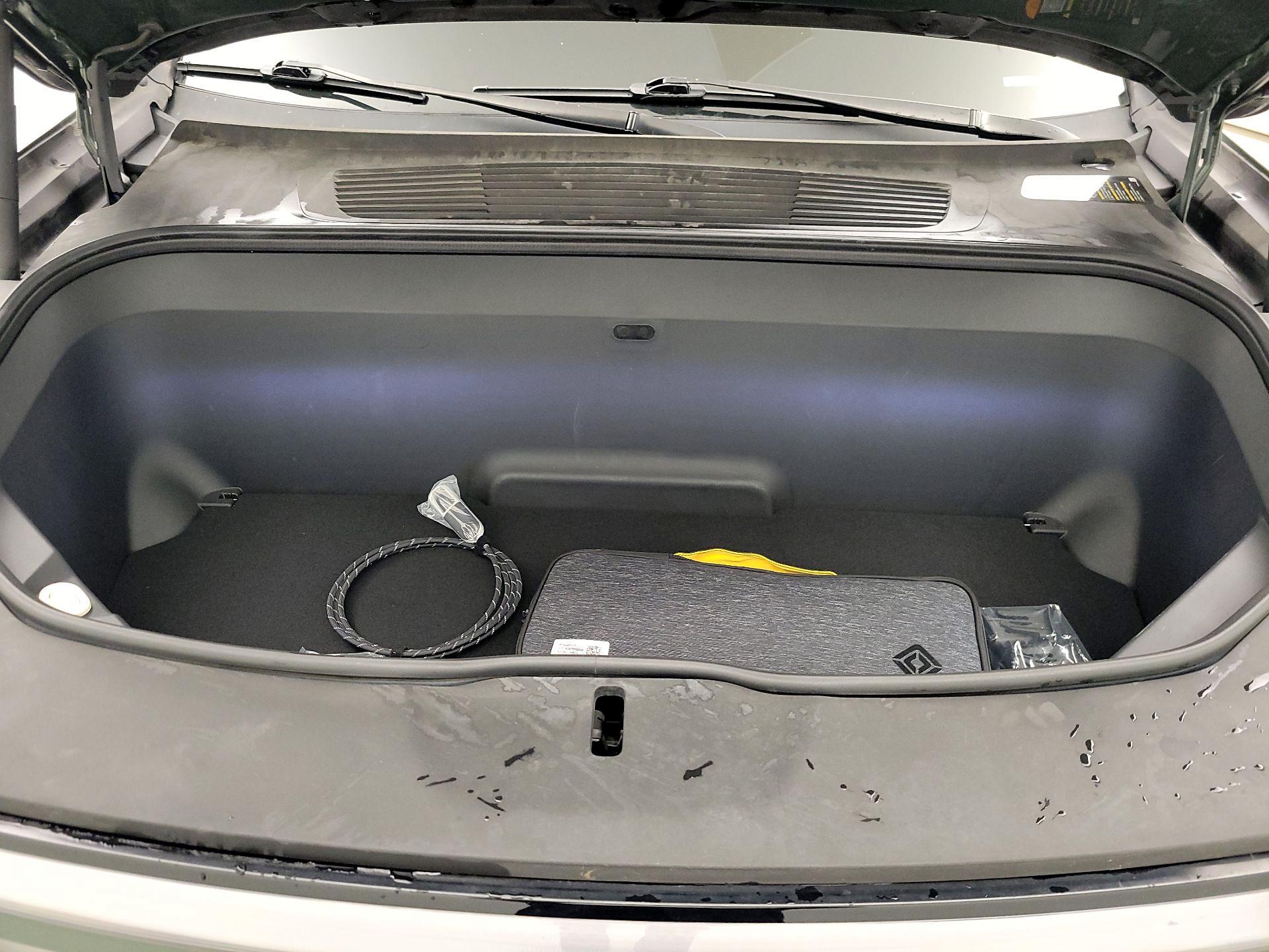 Thumbnail: 2022 Rivian R1T - 20