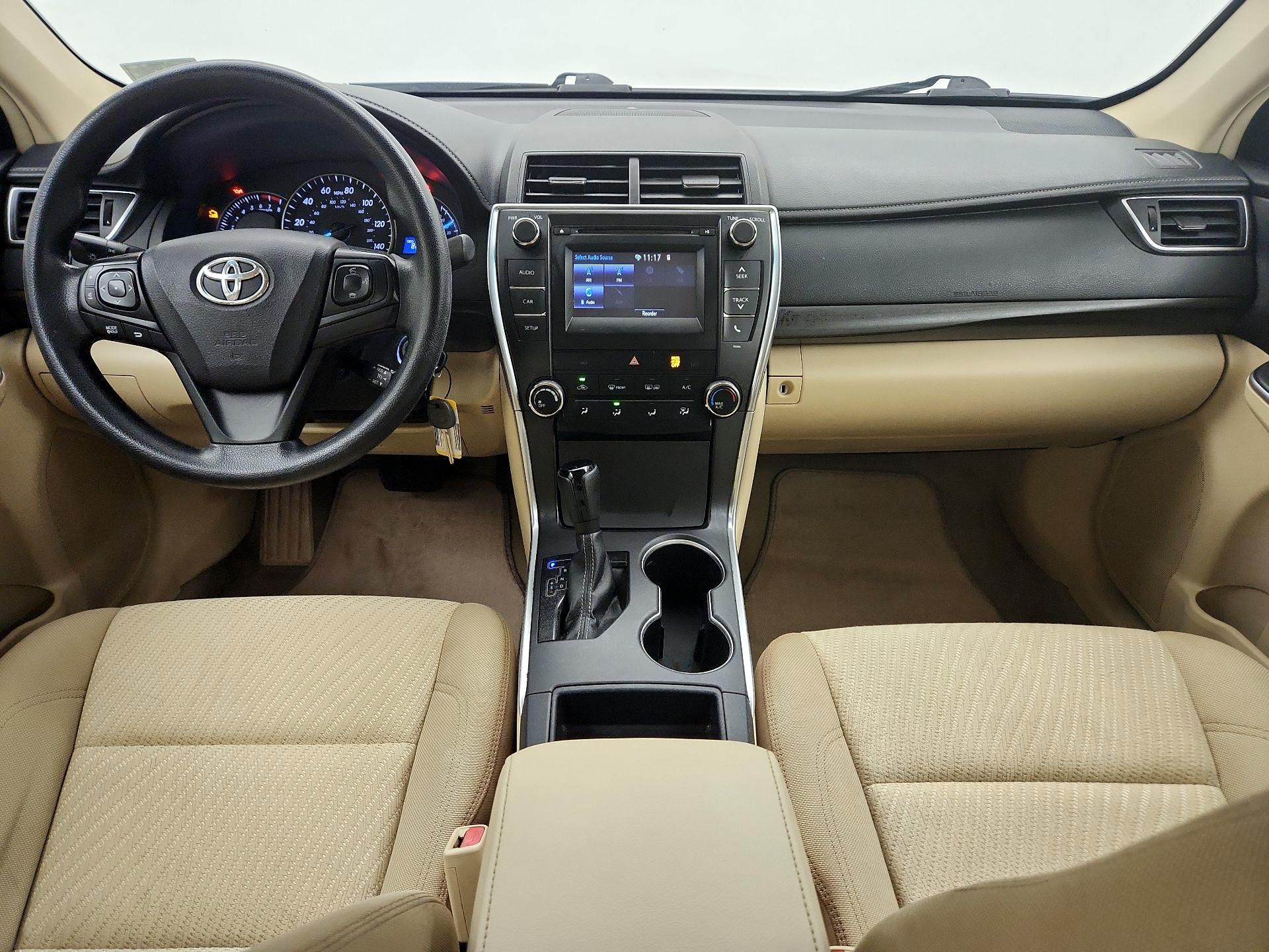 Thumbnail: 2015 Toyota Camry - 9