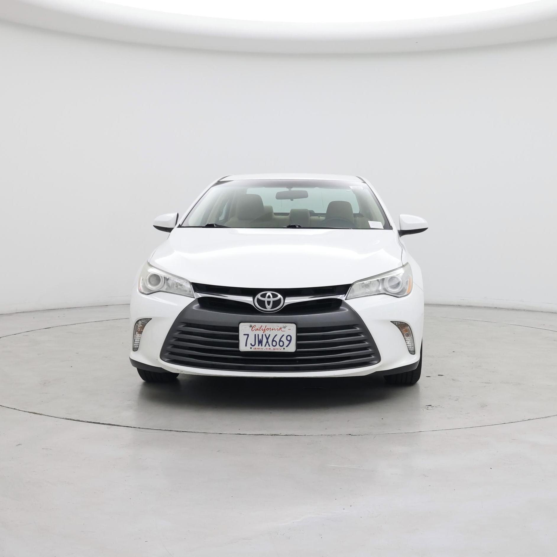 Thumbnail: 2015 Toyota Camry - 5