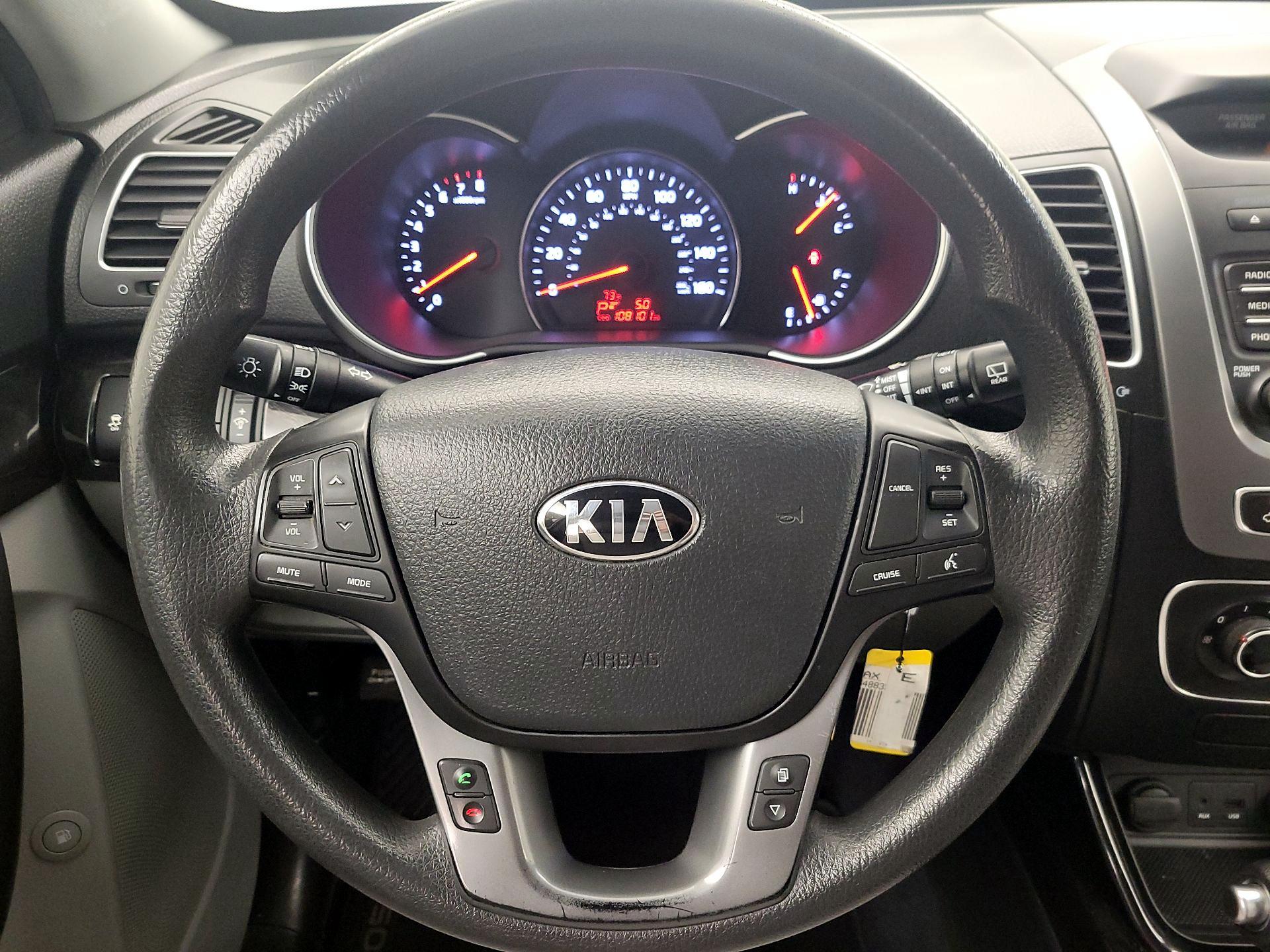 Thumbnail: 2014 Kia Sorento - 10