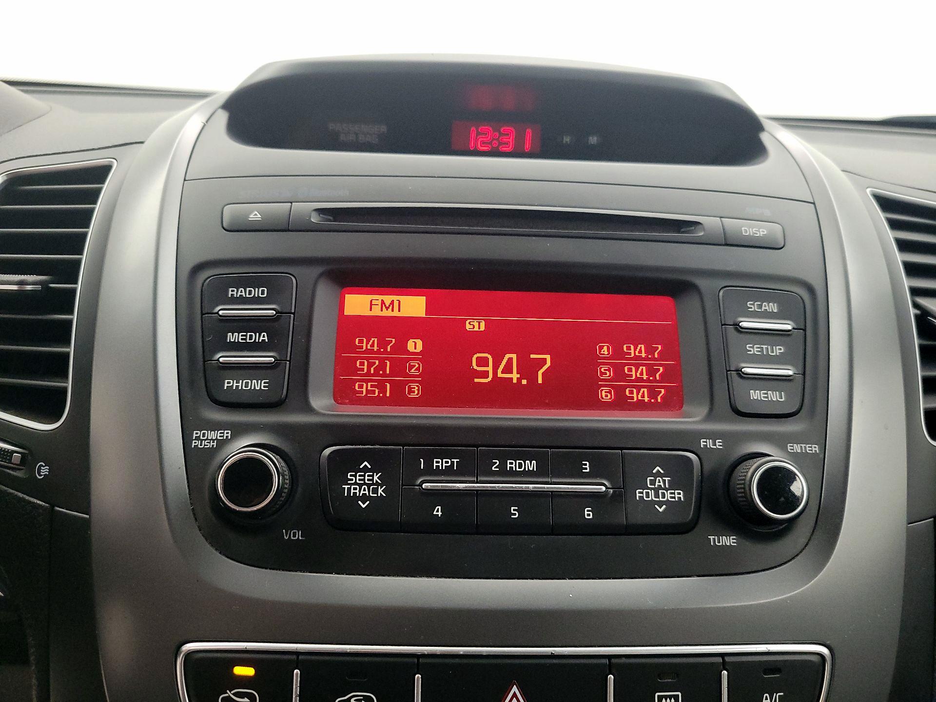 Thumbnail: 2014 Kia Sorento - 14