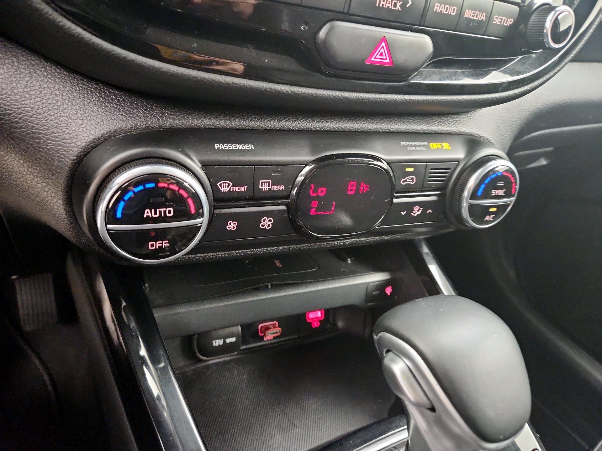 Thumbnail: 2020 Kia Soul - 17