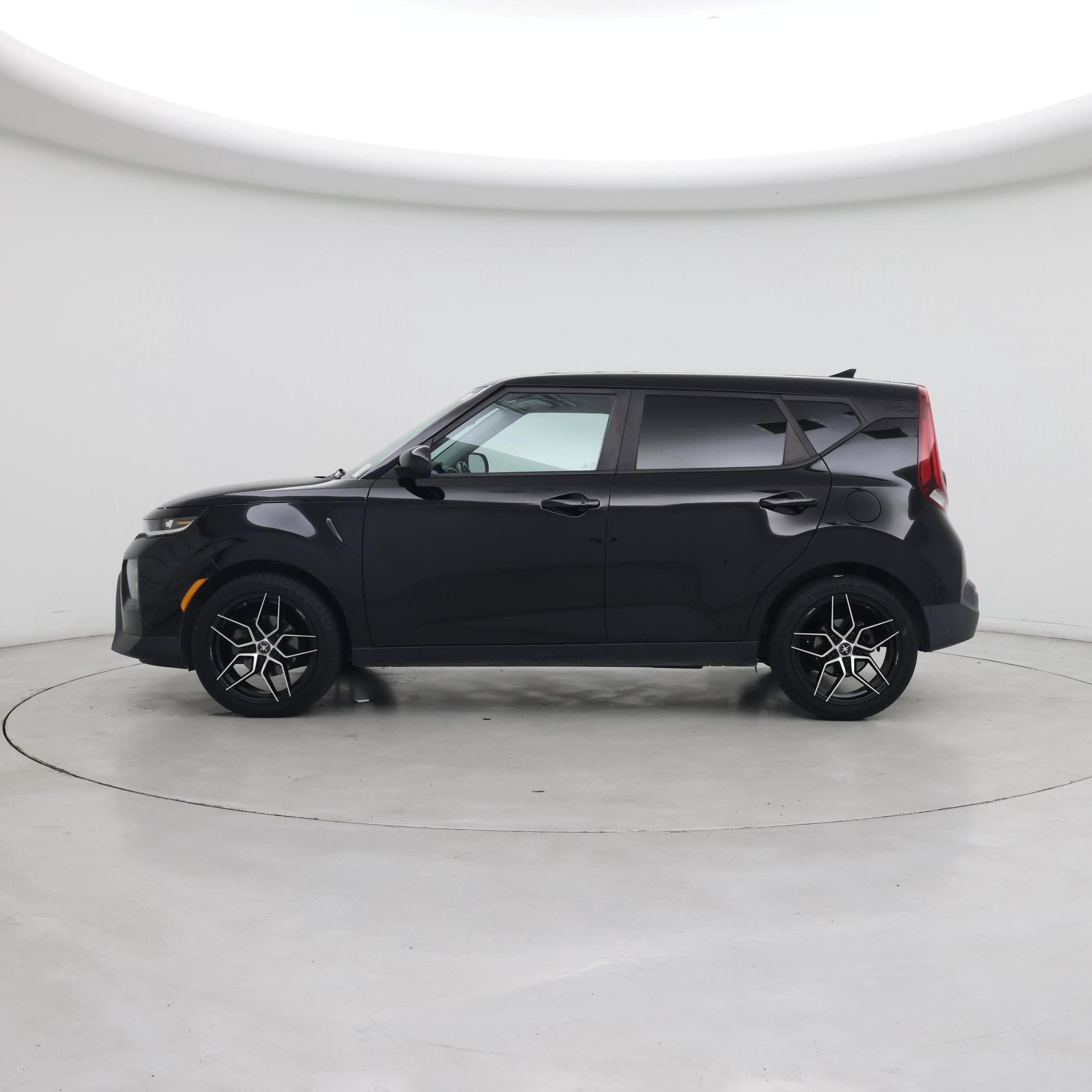 Thumbnail: 2020 Kia Soul - 3