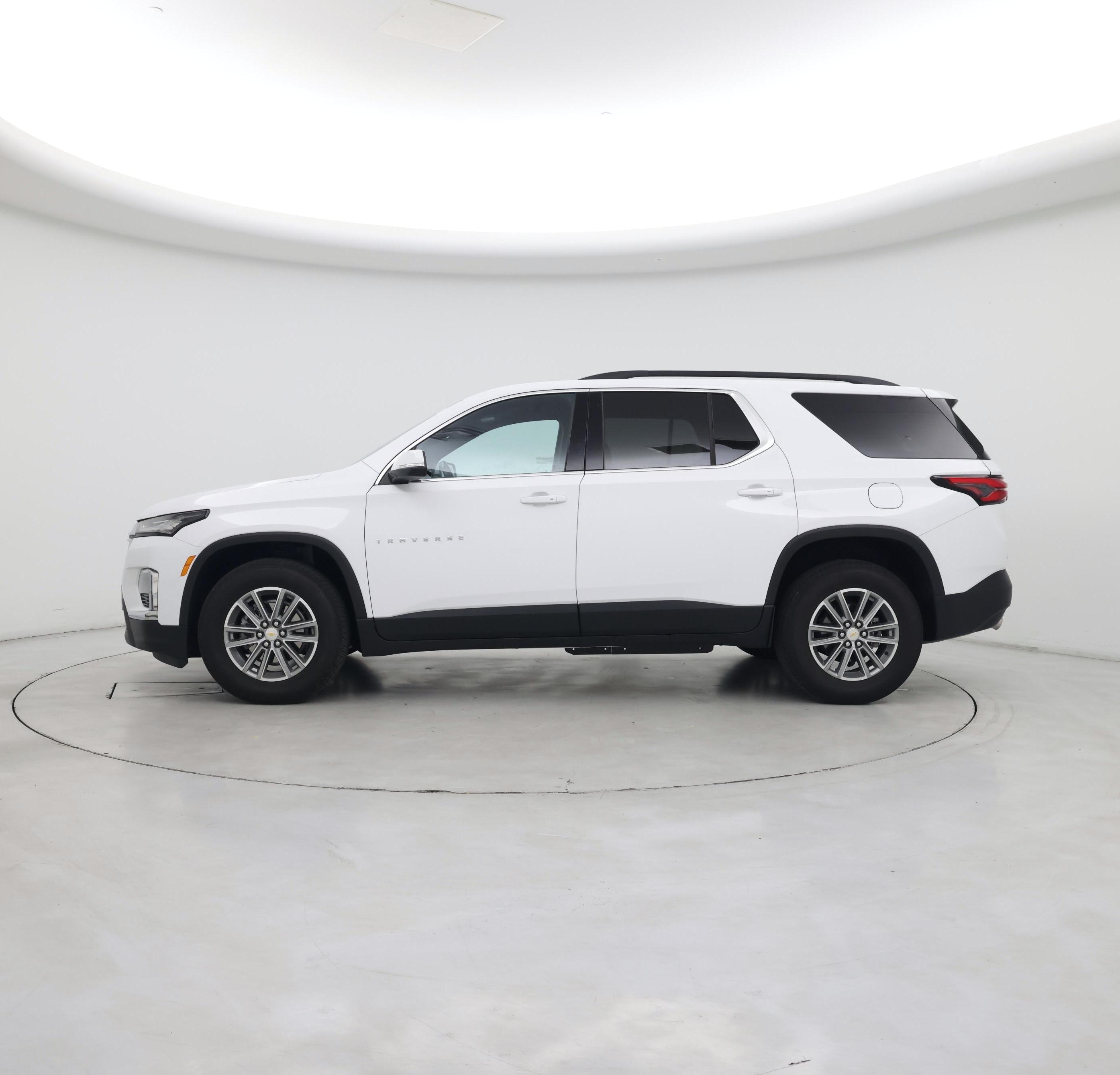 Thumbnail: 2023 Chevrolet Traverse - 3