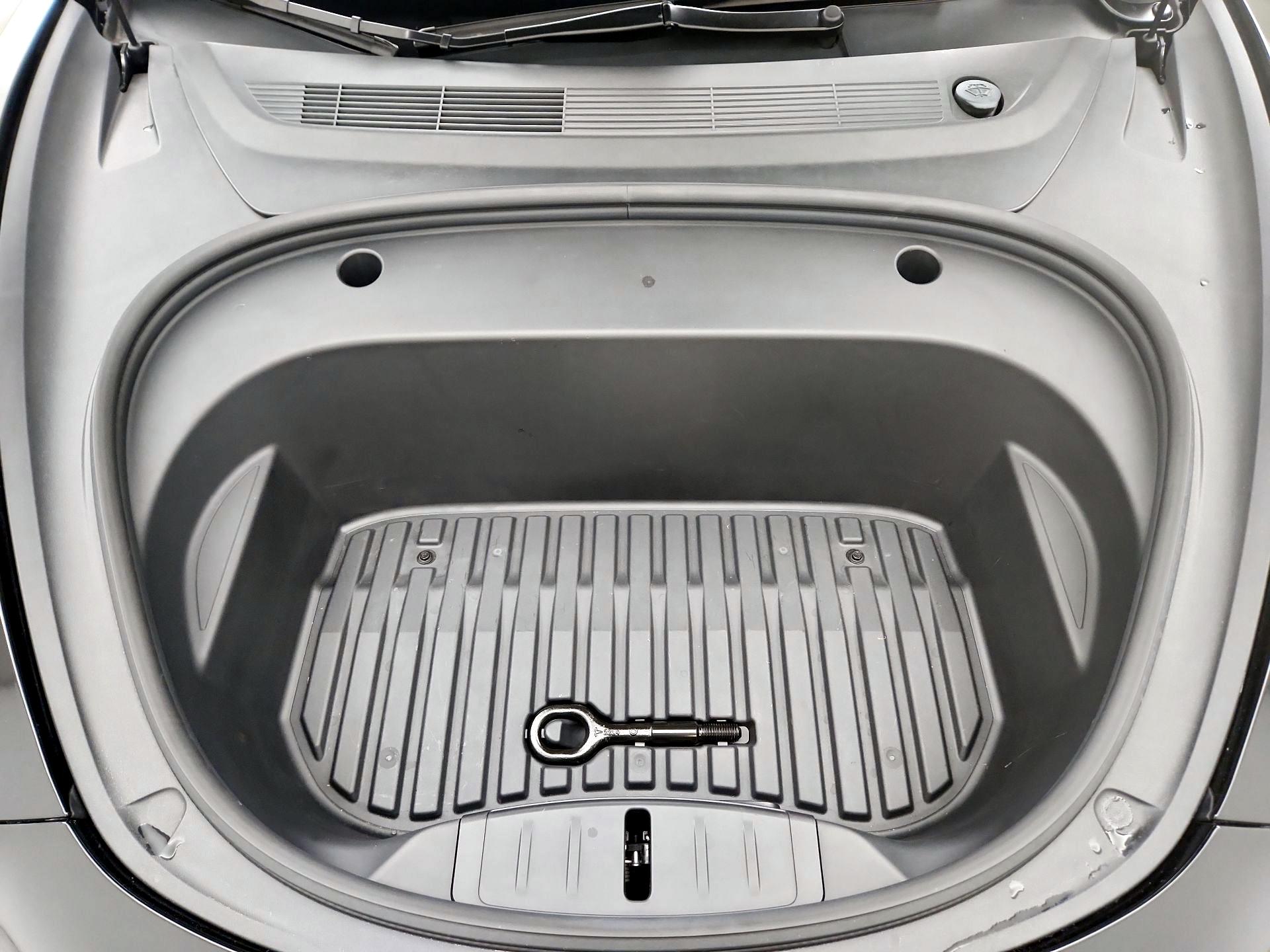 Thumbnail: 2023 Tesla Model 3 - 20
