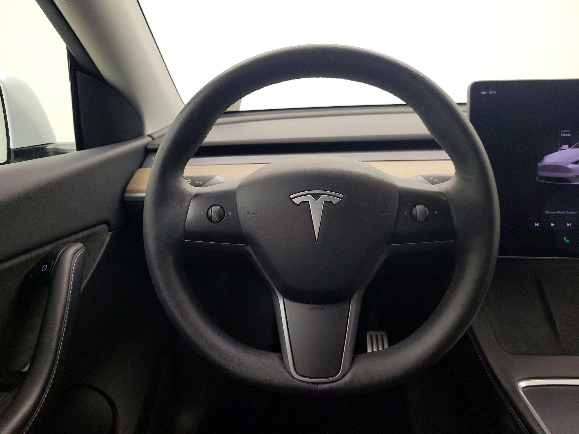 Thumbnail: 2022 Tesla Model Y - 10