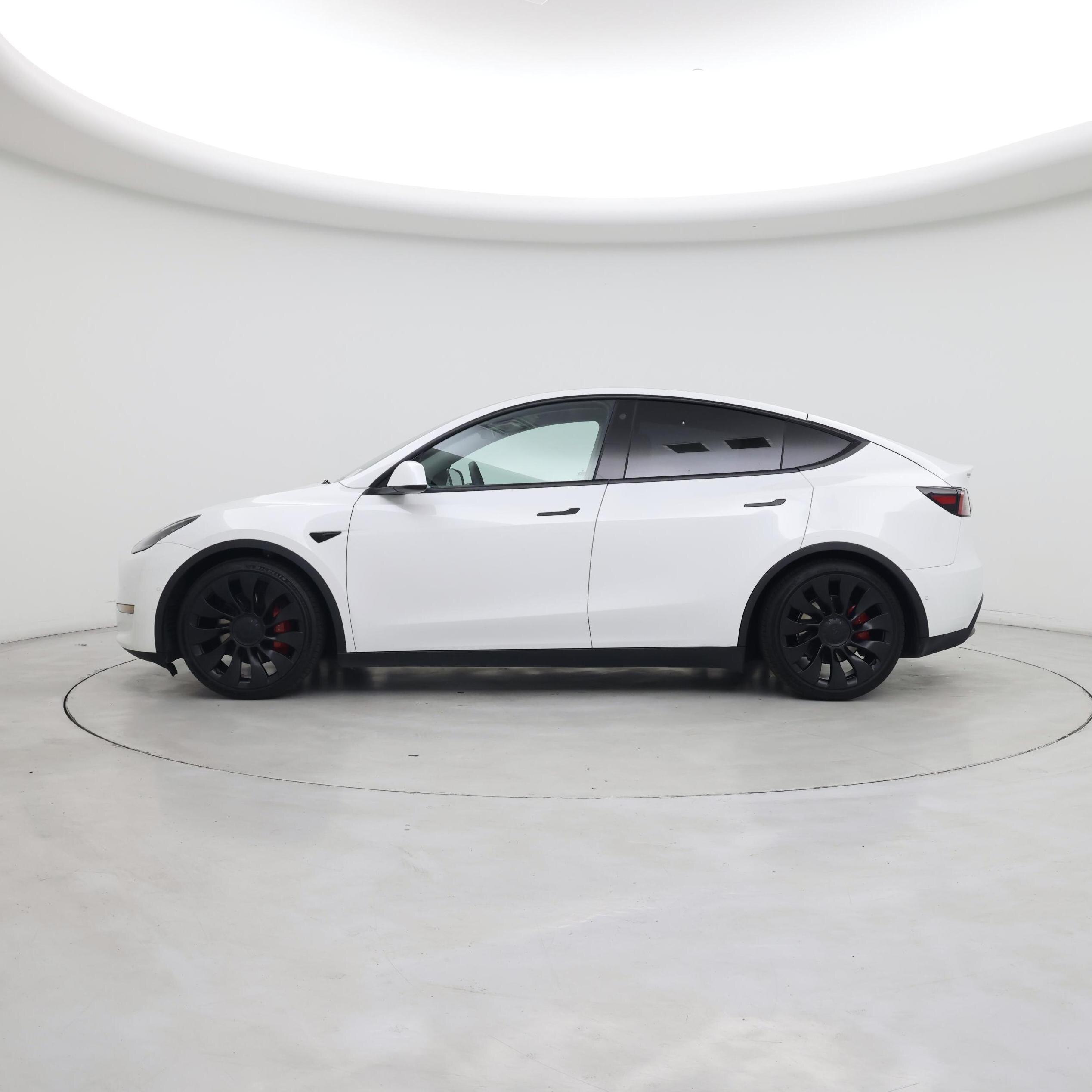 Thumbnail: 2022 Tesla Model Y - 3