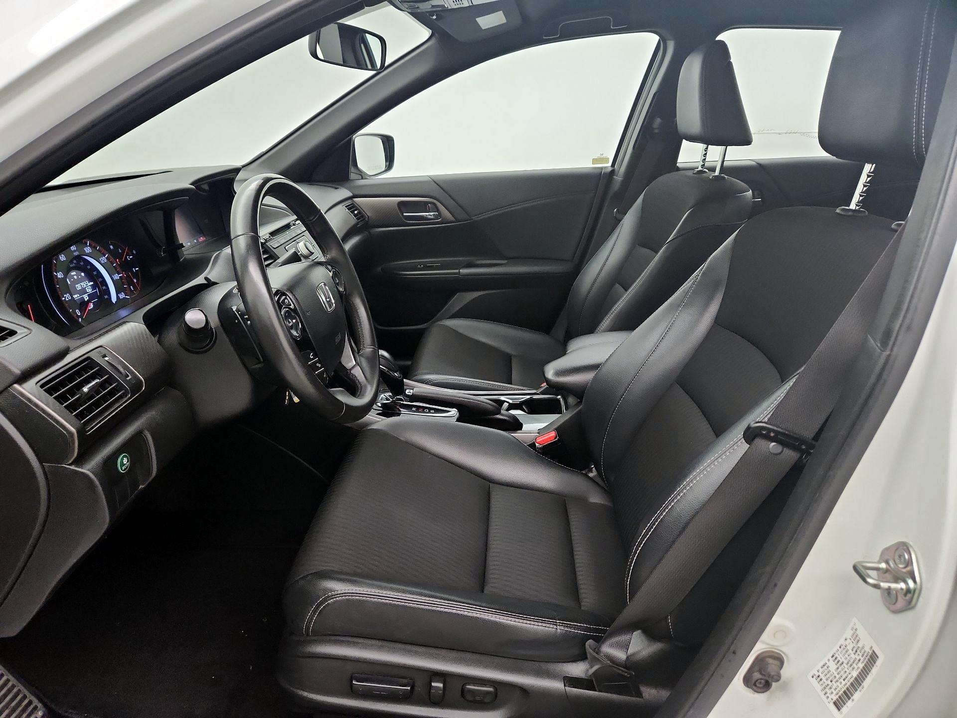 Thumbnail: 2017 Honda Accord - 11